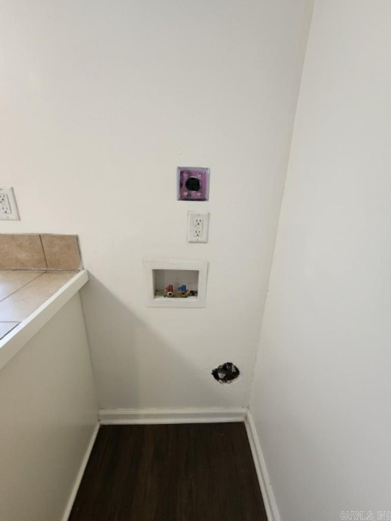 4511 & 4513 Atkins Street Property Photo 28