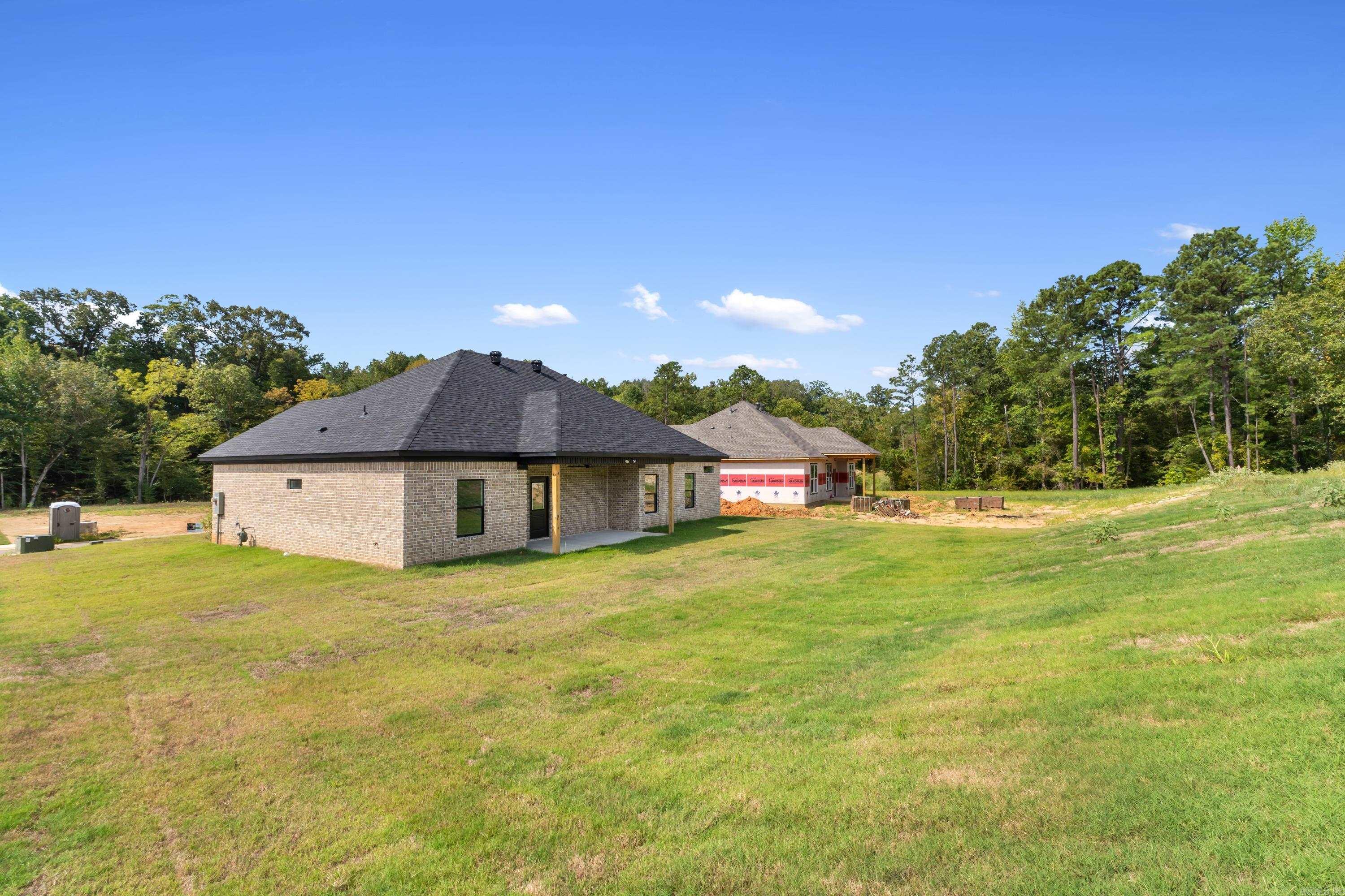 140 Southridge Boulevard Property Photo 24