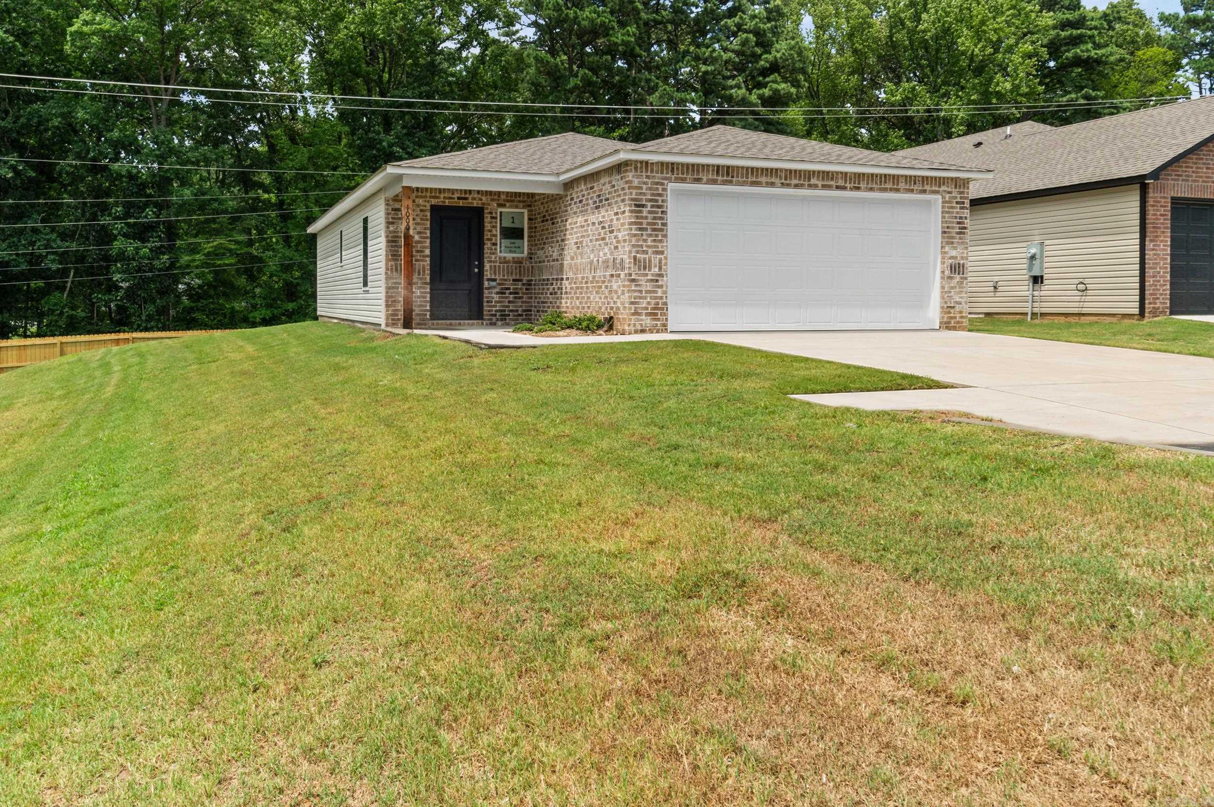 1000 Raven Walk Drive Property Photo 1