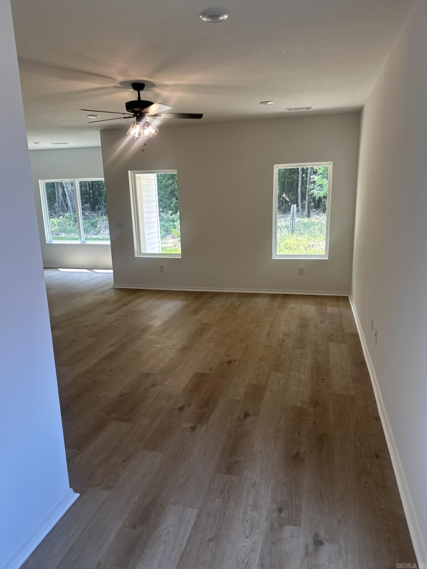 138 Jonathan Drive Property Photo 4