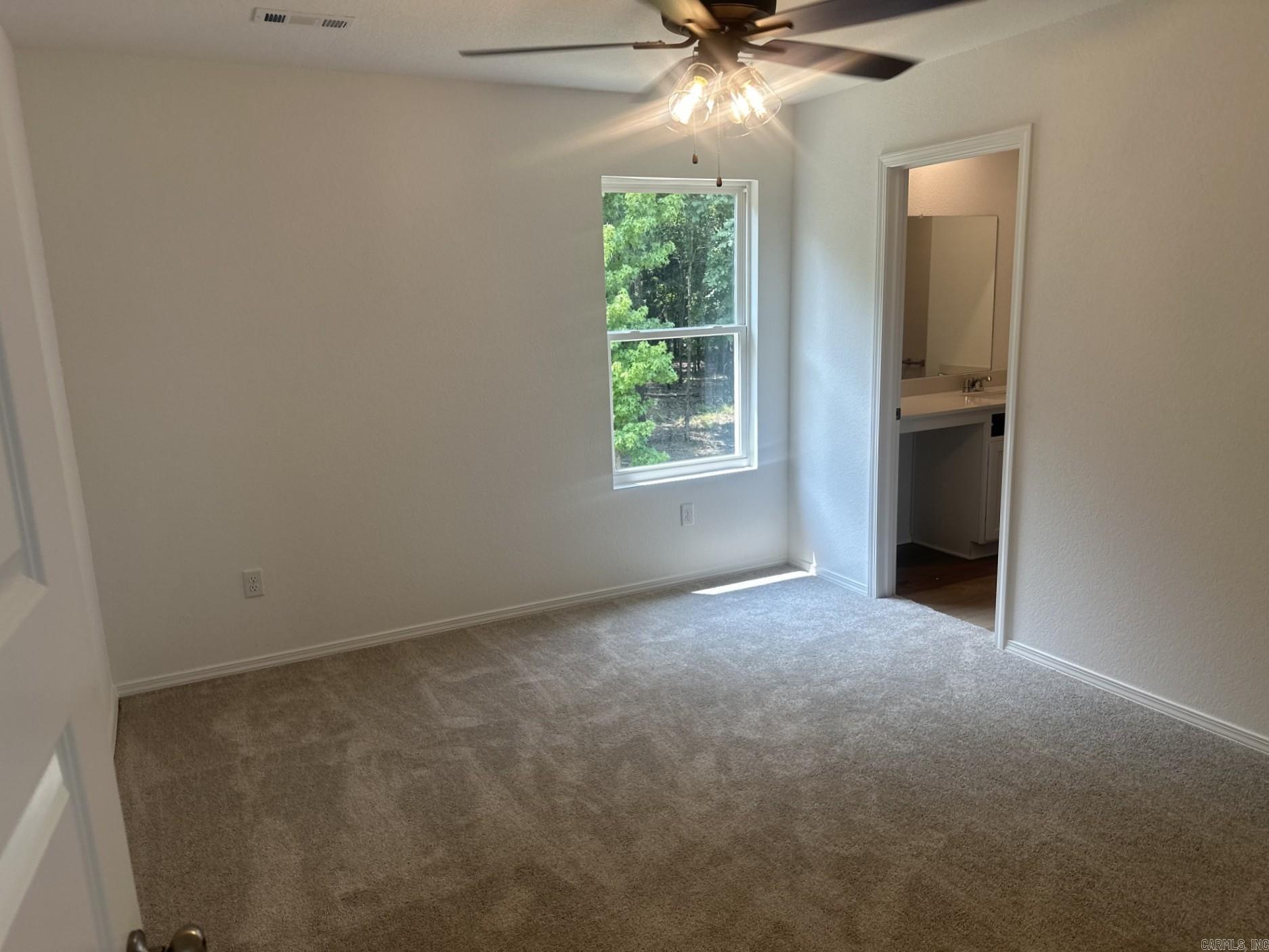 138 Jonathan Drive Property Photo 11
