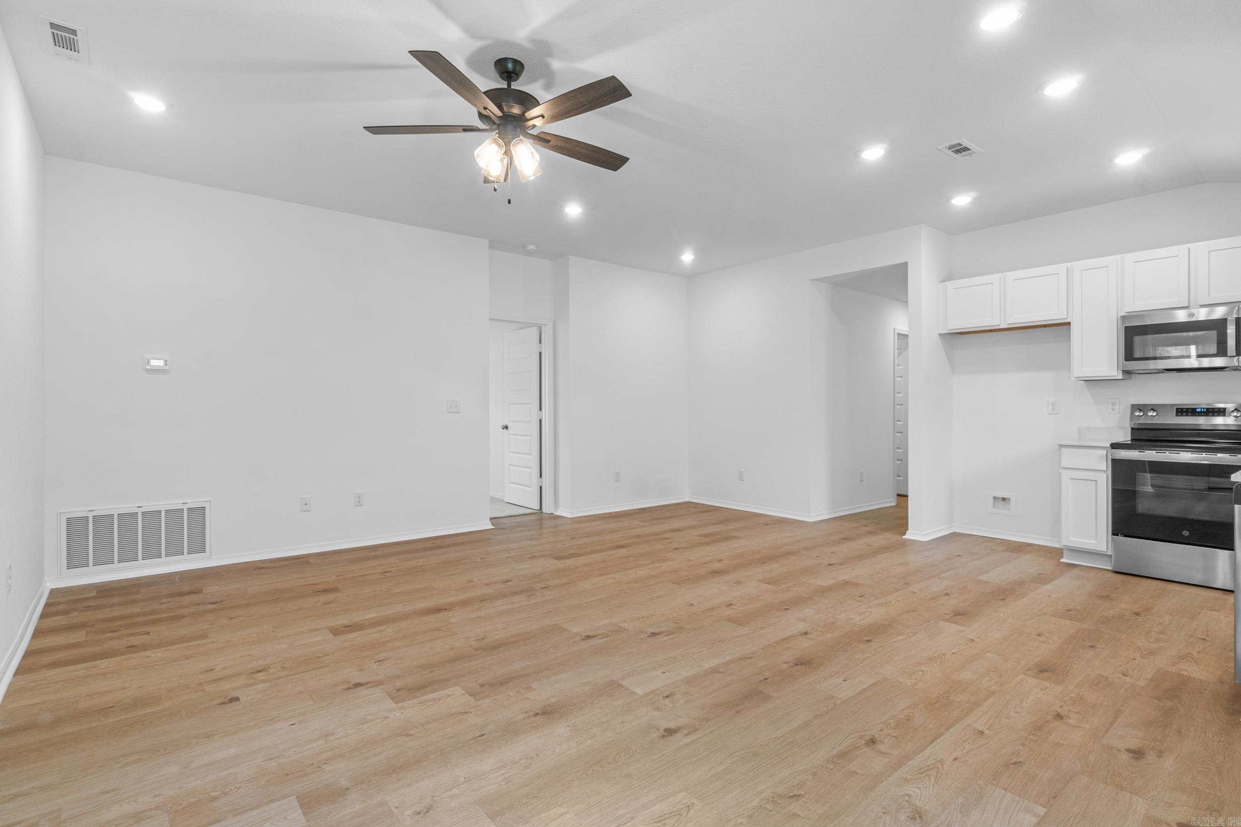142 Jonathan Drive Property Photo 11