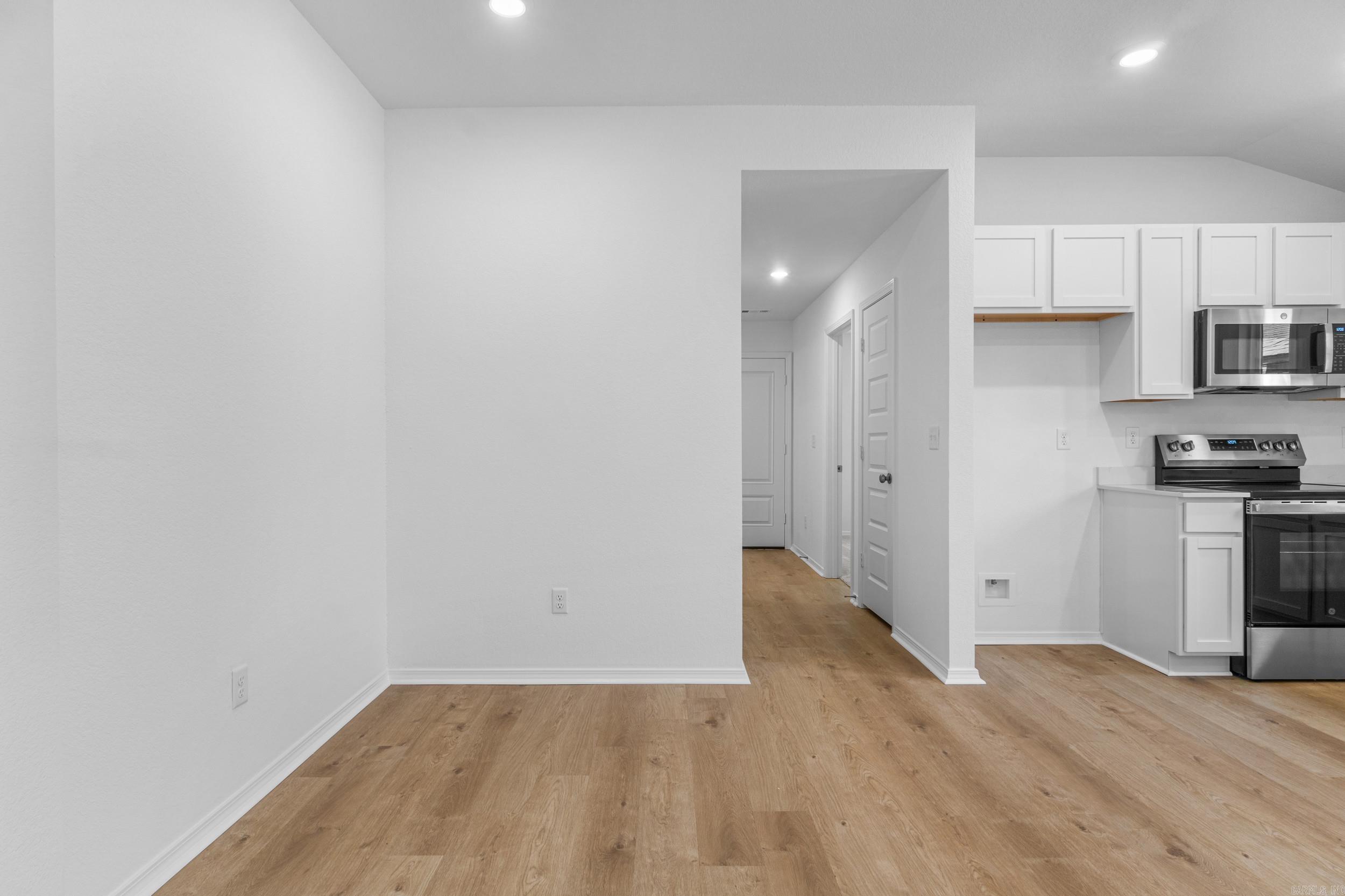142 Jonathan Drive Property Photo 16