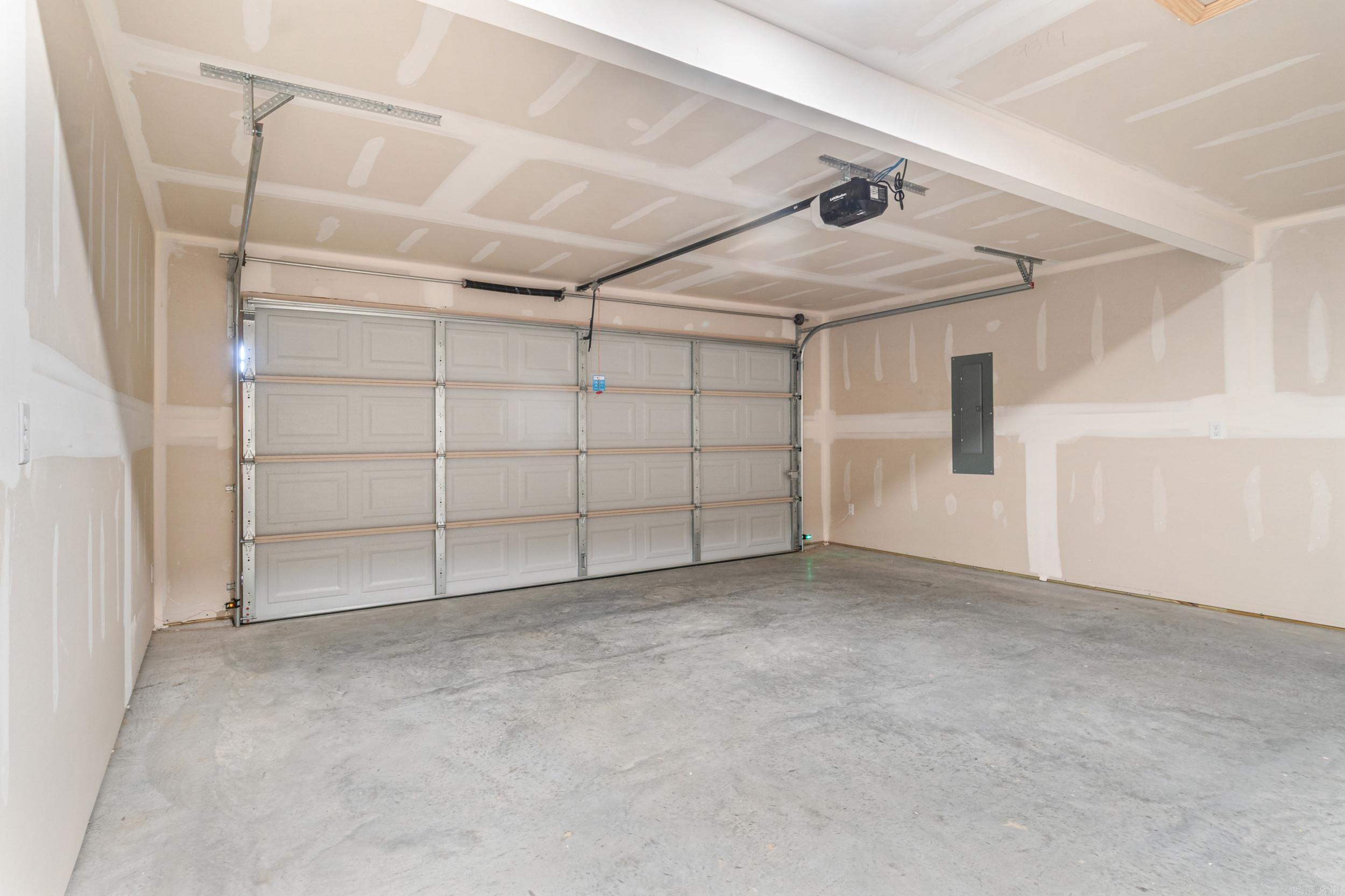 142 Jonathan Drive Property Photo 30