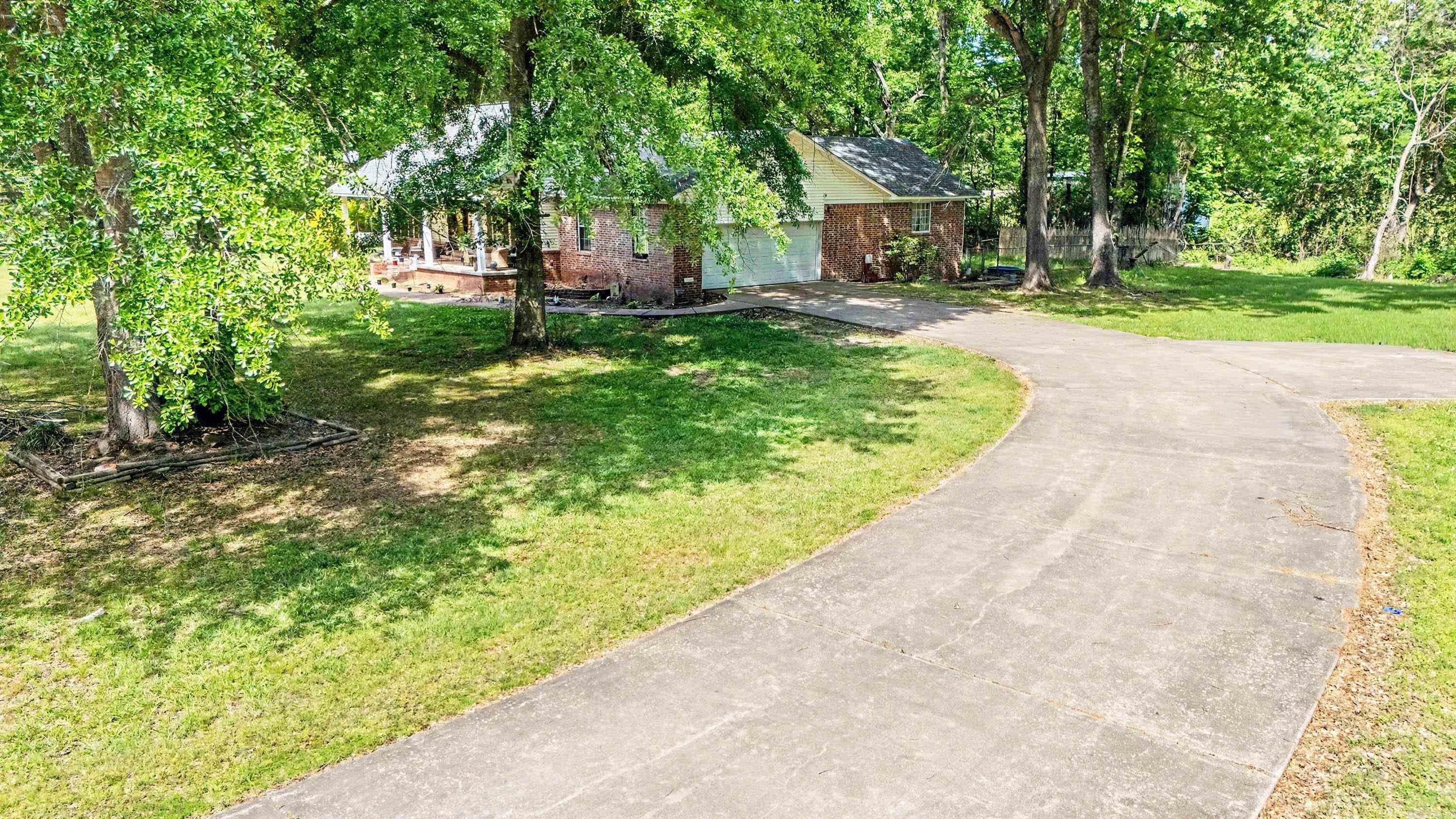 12 Wintercreek Drive Property Photo 2