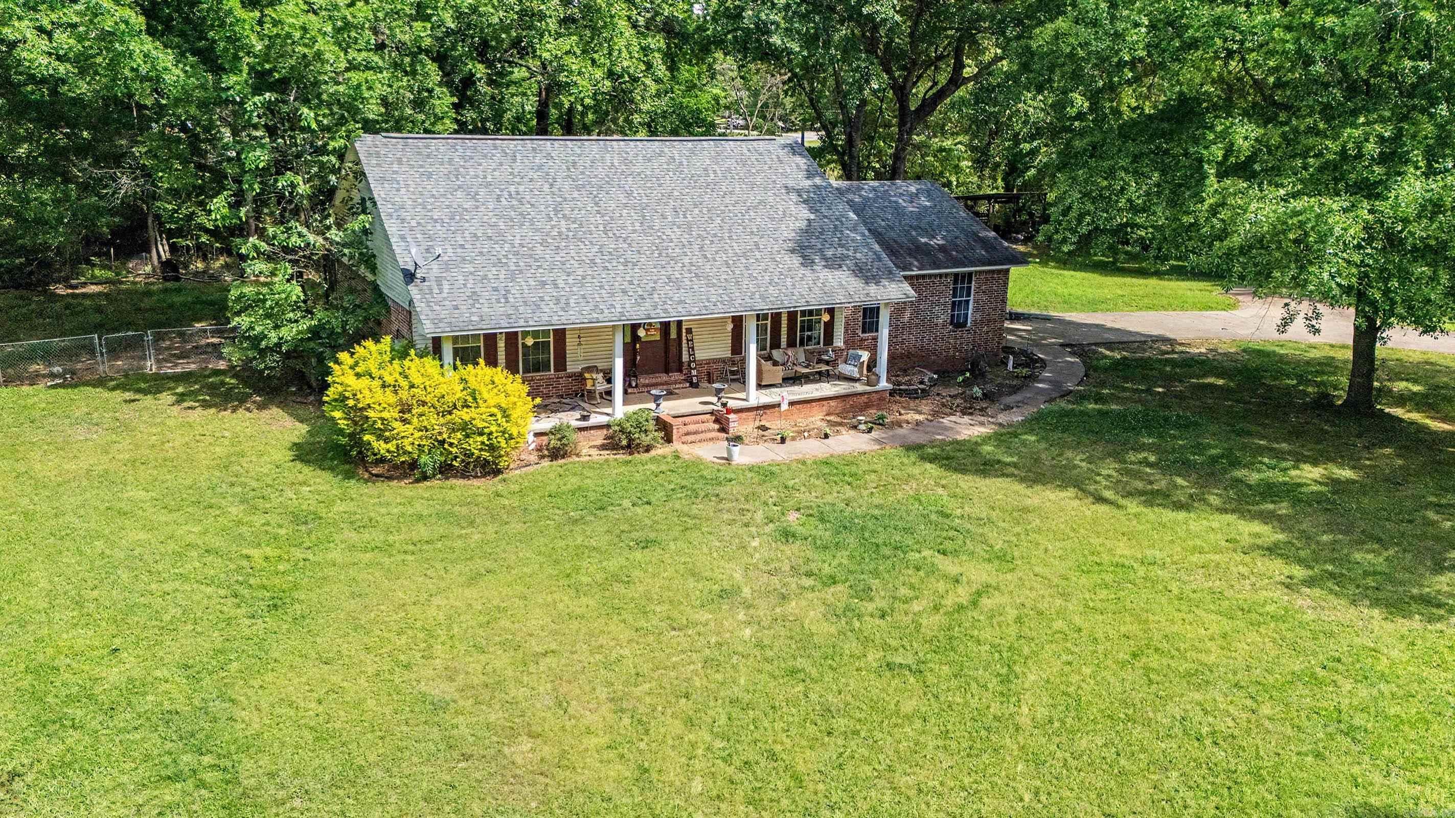 12 Wintercreek Drive Property Photo 5