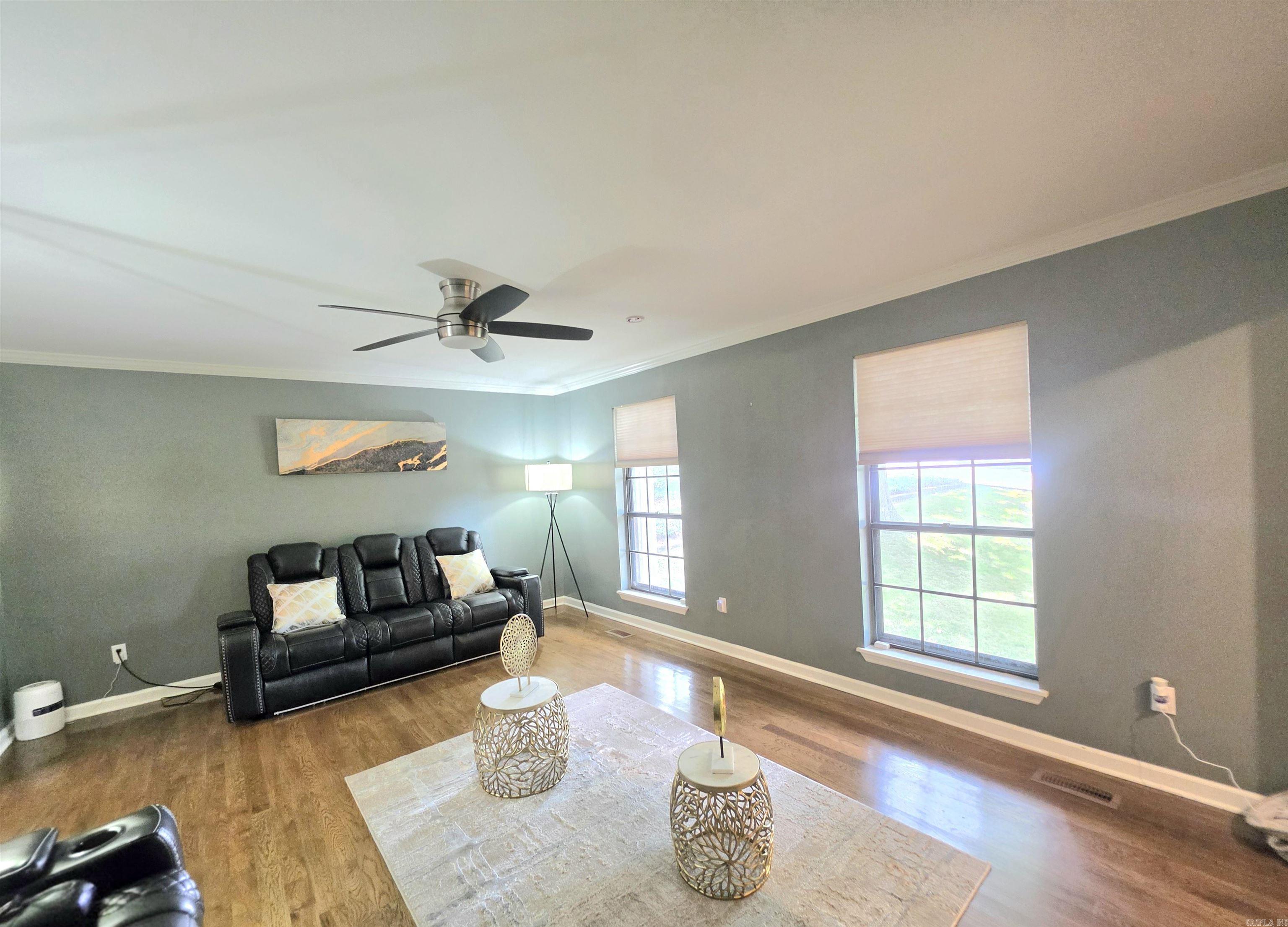 8719 Boulder Lane Property Photo 4