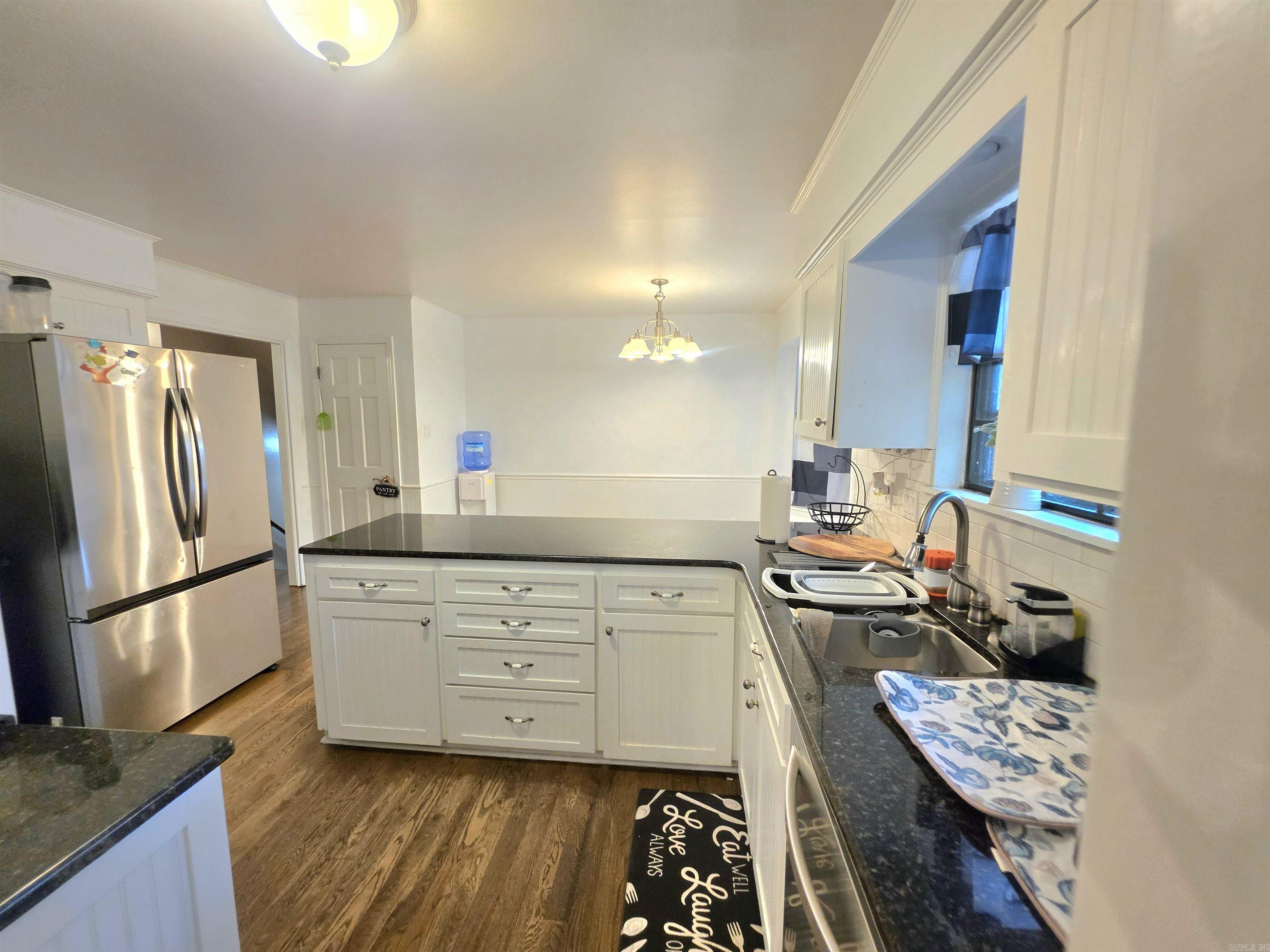 8719 Boulder Lane Property Photo 8