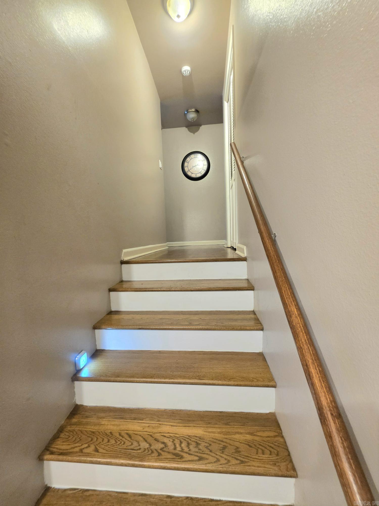 8719 Boulder Lane Property Photo 28