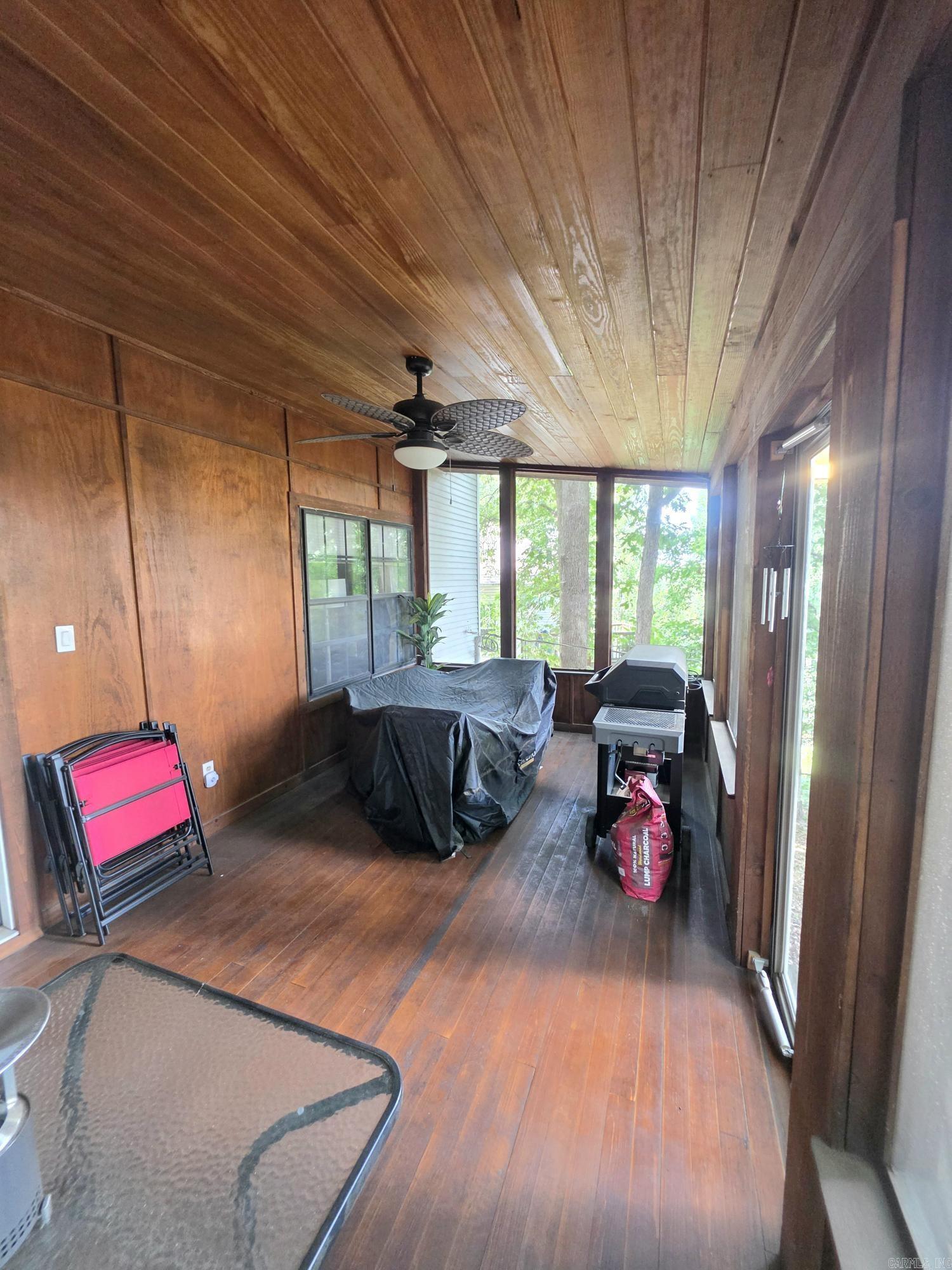 8719 Boulder Lane Property Photo 40