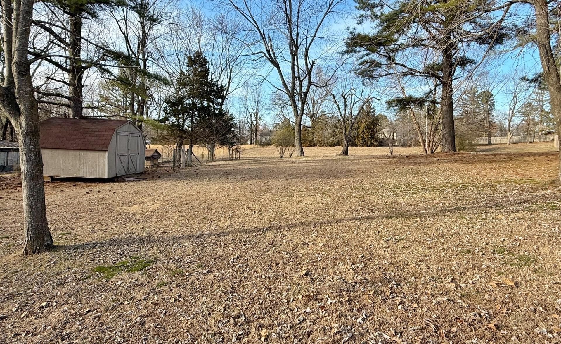 2187 Seagraves Road Property Photo 2
