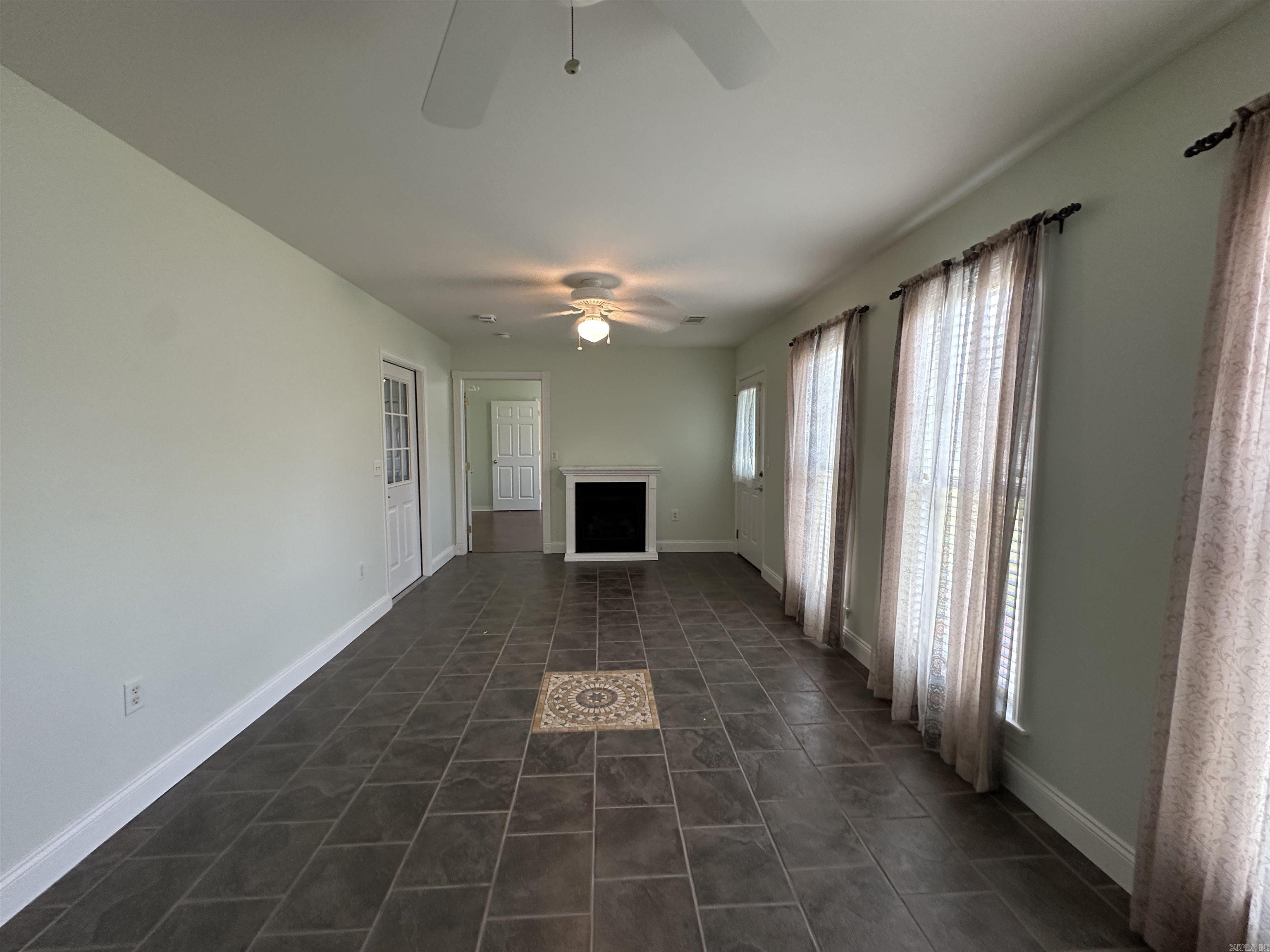 746 Embassy Parkway Property Photo 16