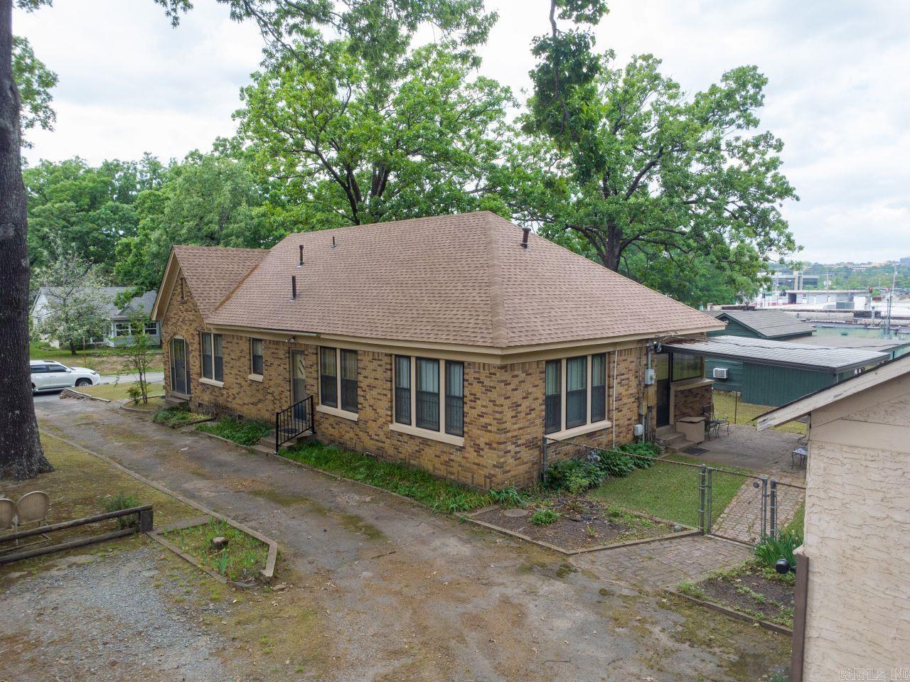 1305 Fair Park Blvd Property Photo 5