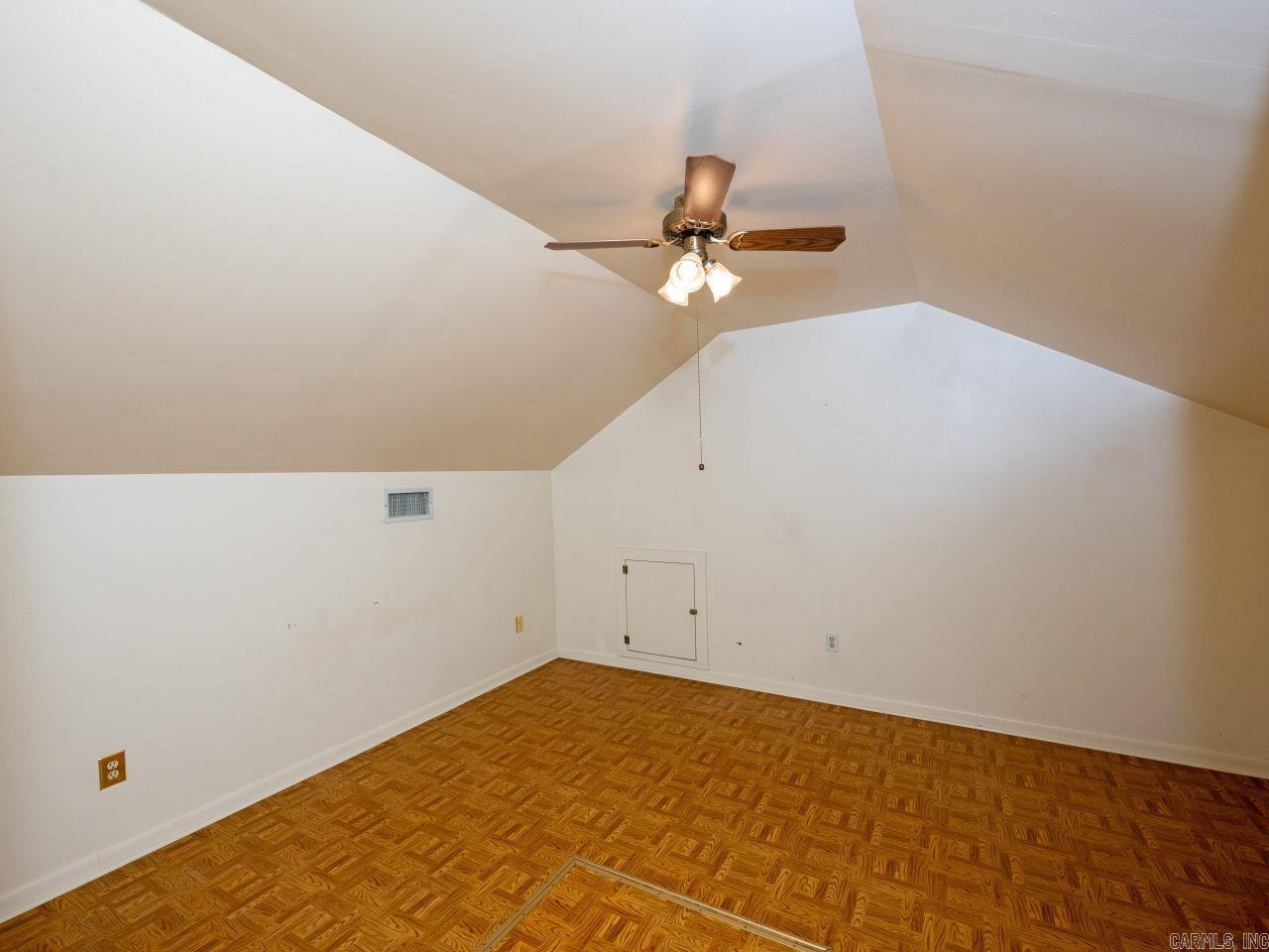 1305 Fair Park Blvd Property Photo 7