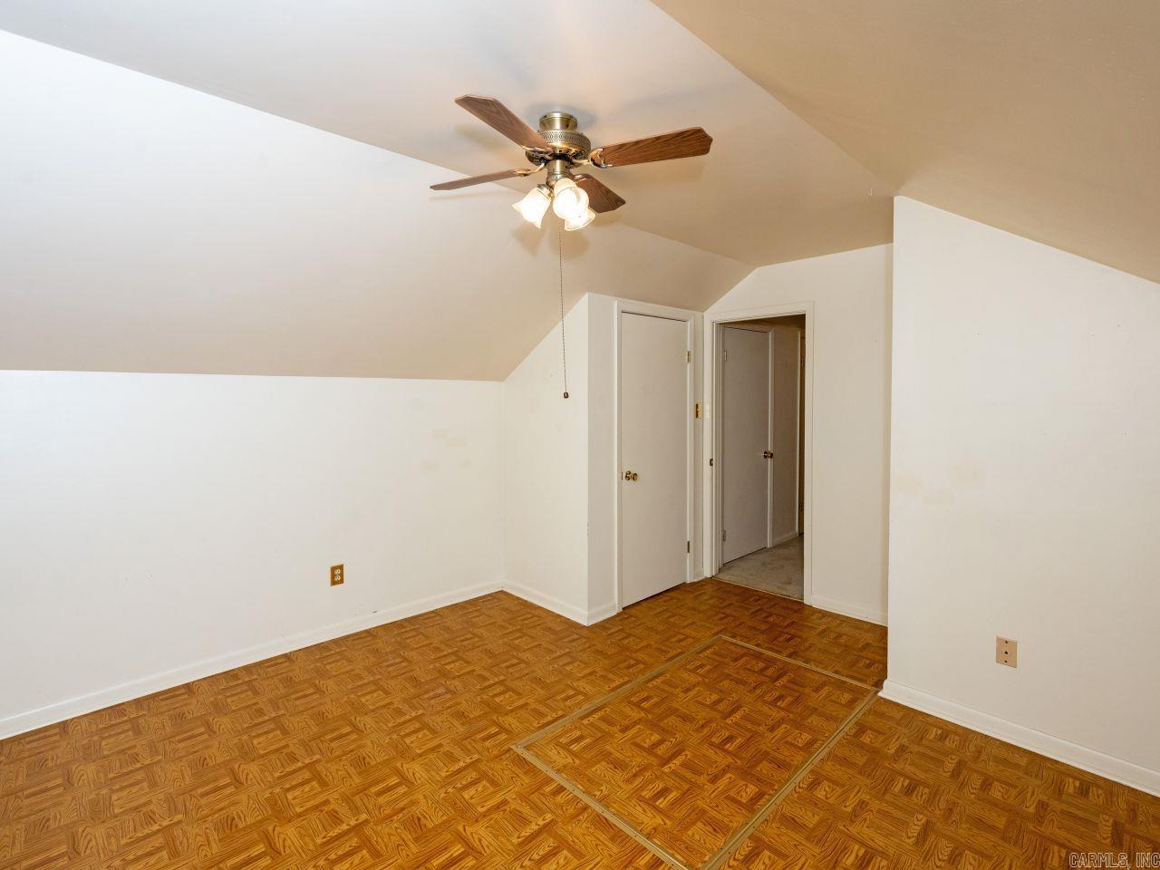 1305 Fair Park Blvd Property Photo 8