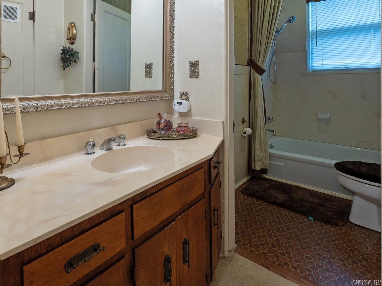 1305 Fair Park Blvd Property Photo 29