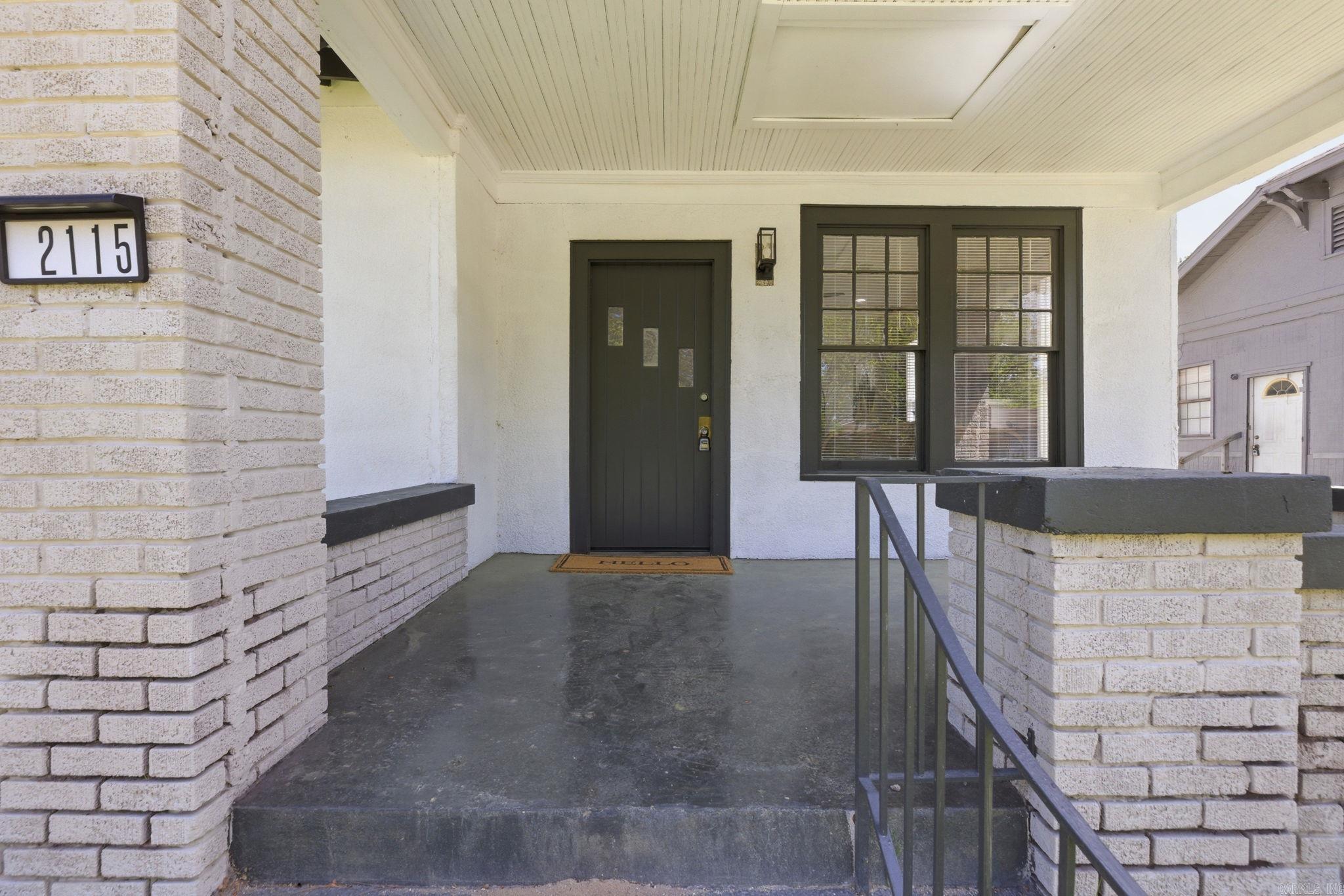 2115 S Cherry St Property Photo 2