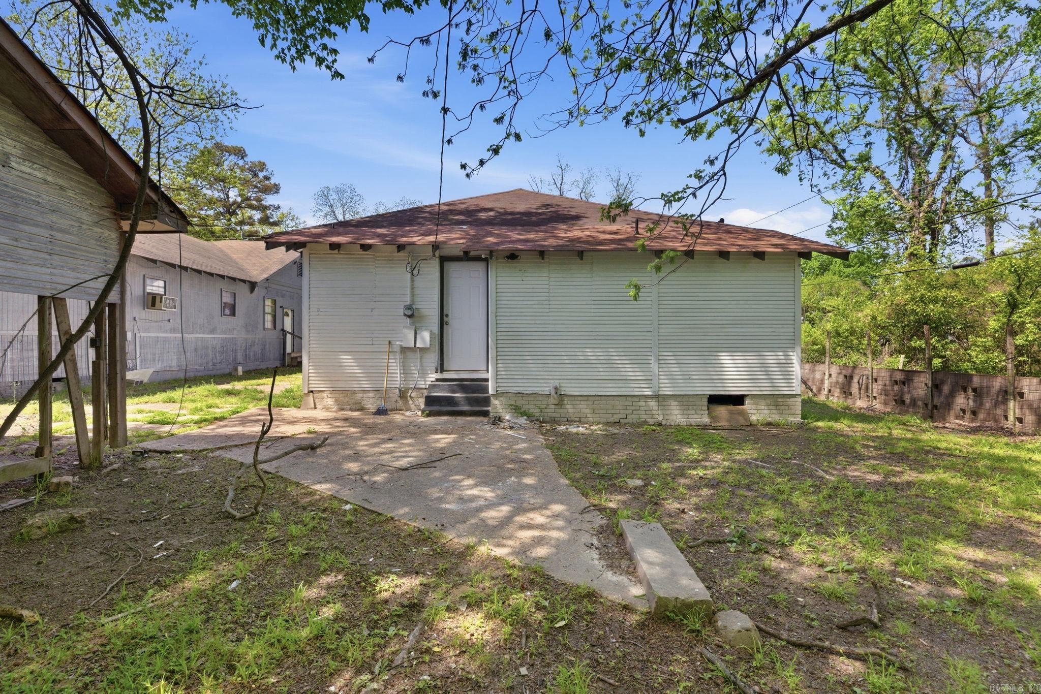 2115 S Cherry St Property Photo 31