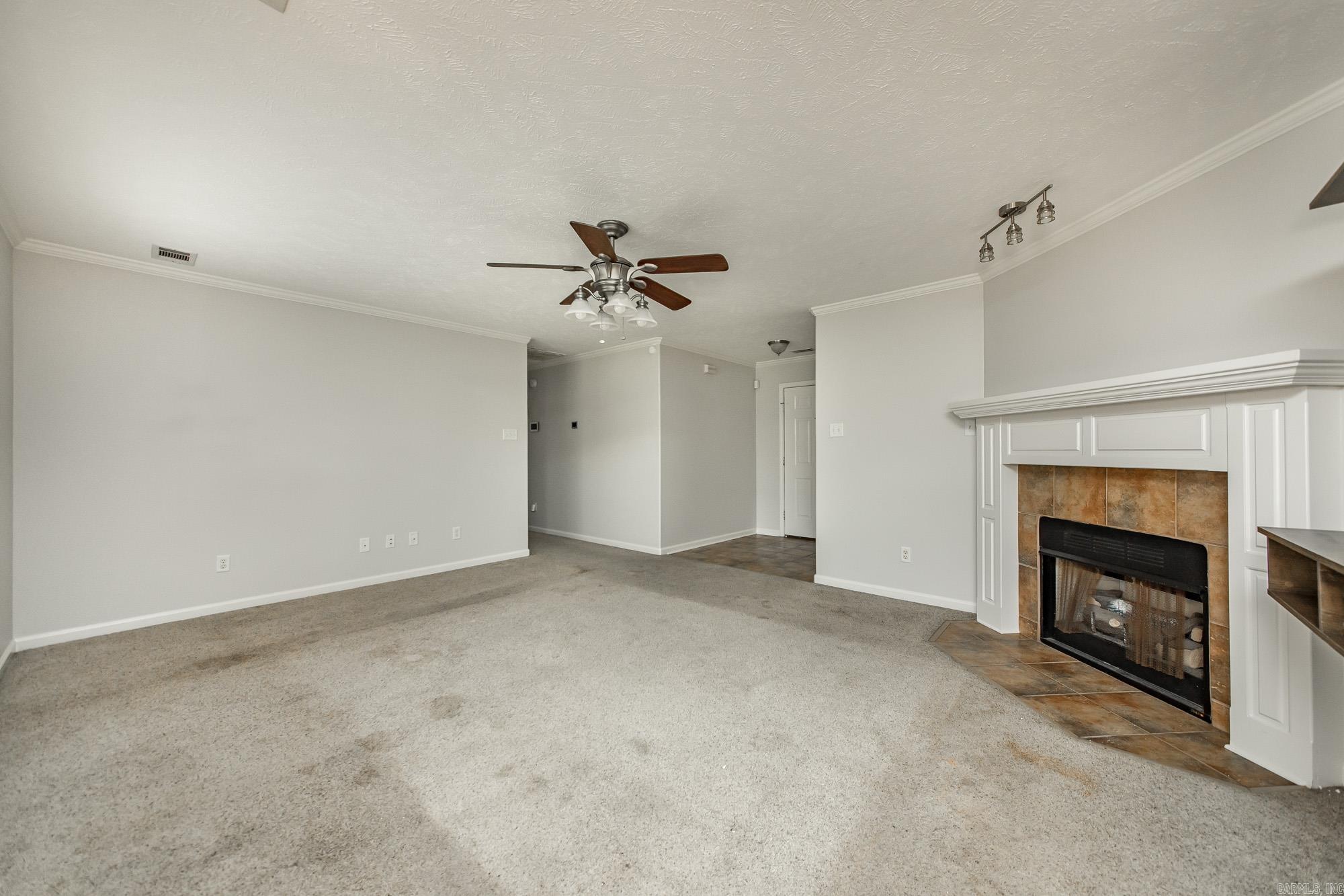 37 Mustang Drive Property Photo 10