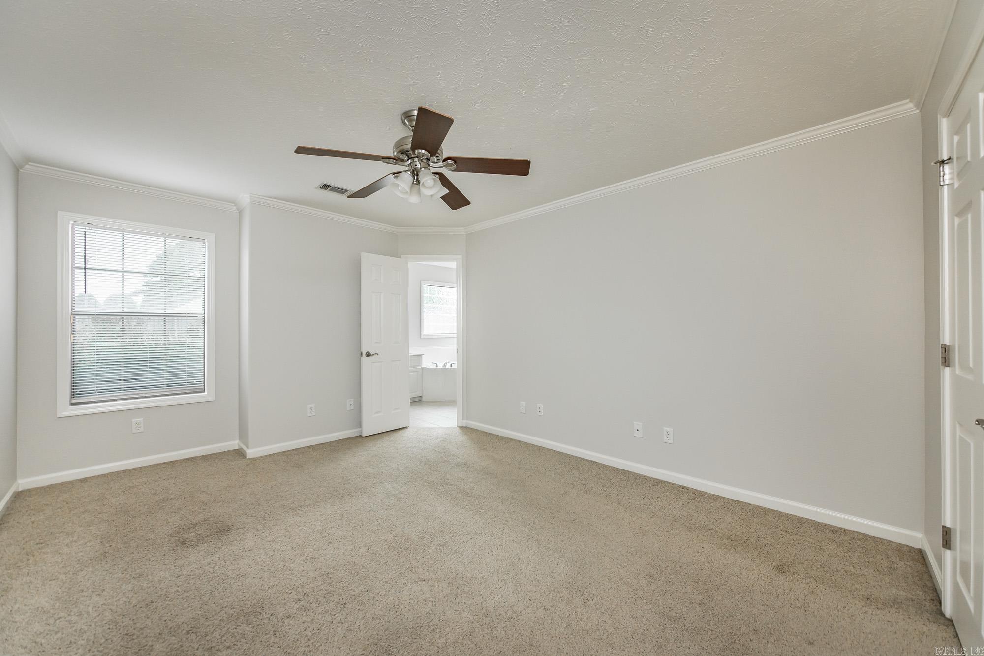 37 Mustang Drive Property Photo 11
