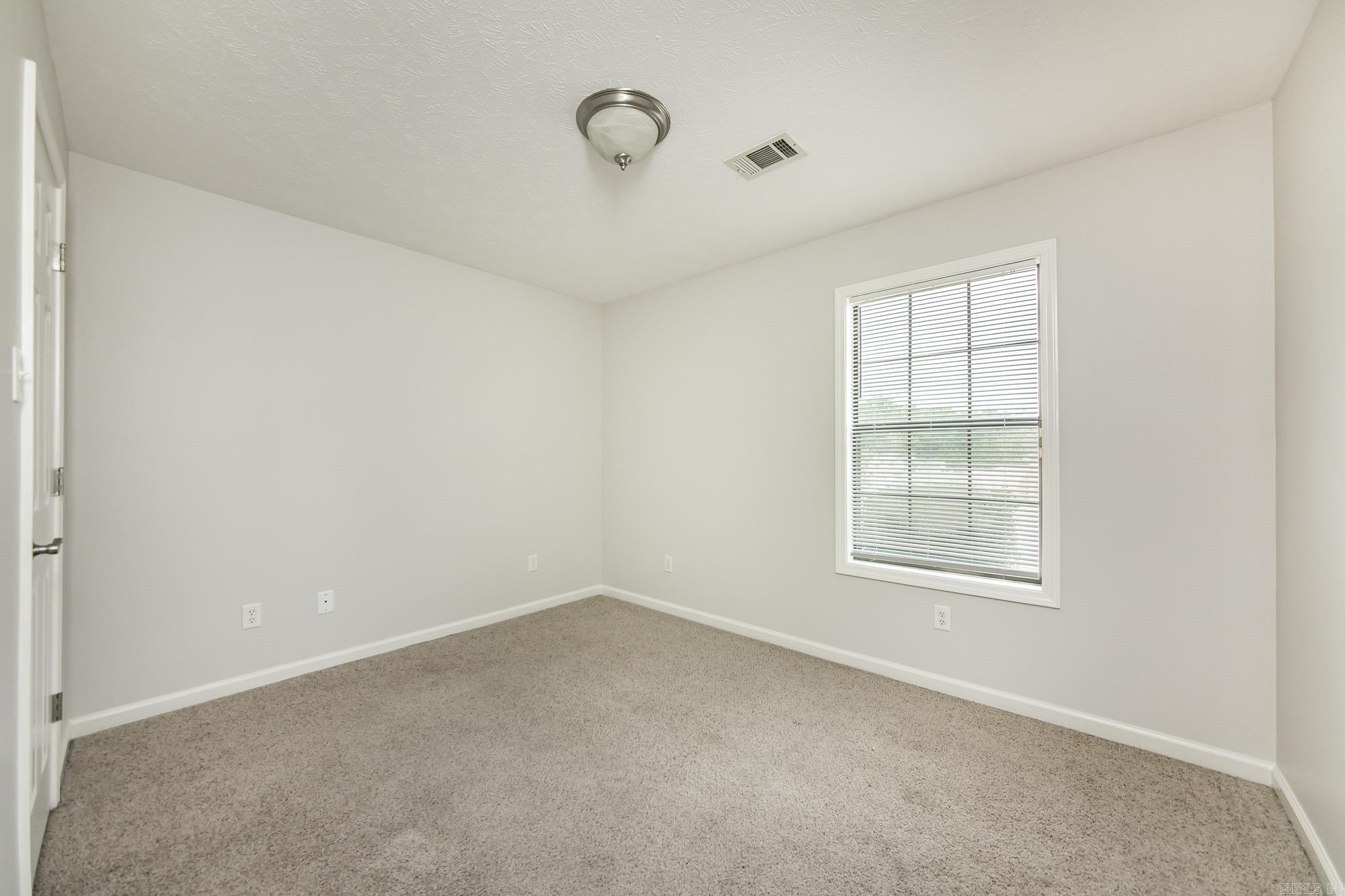 37 Mustang Drive Property Photo 20