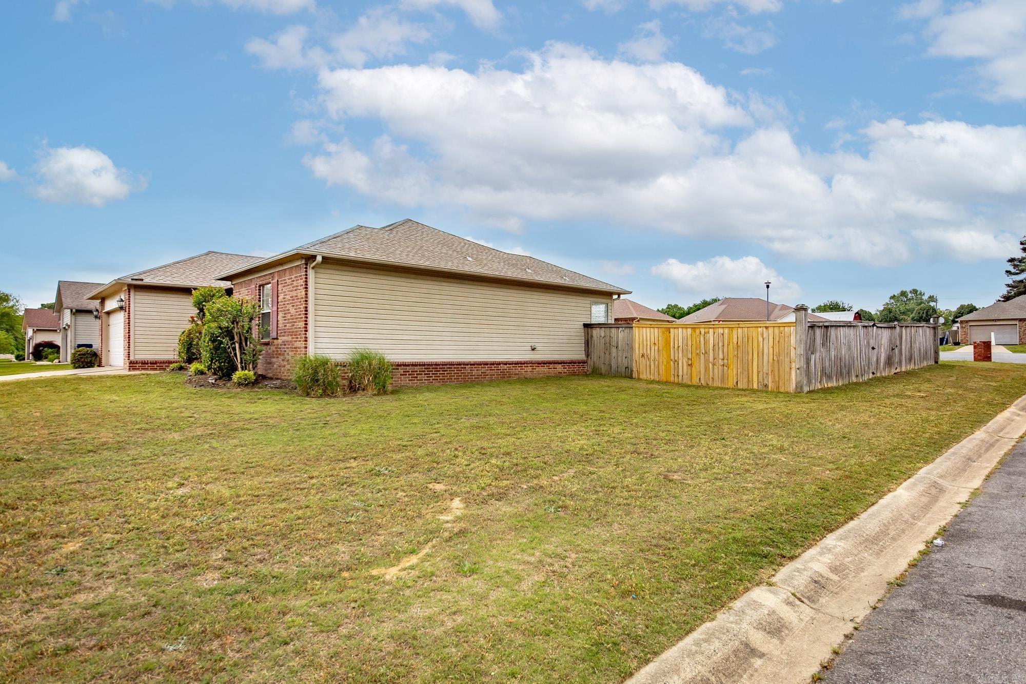 37 Mustang Drive Property Photo 33