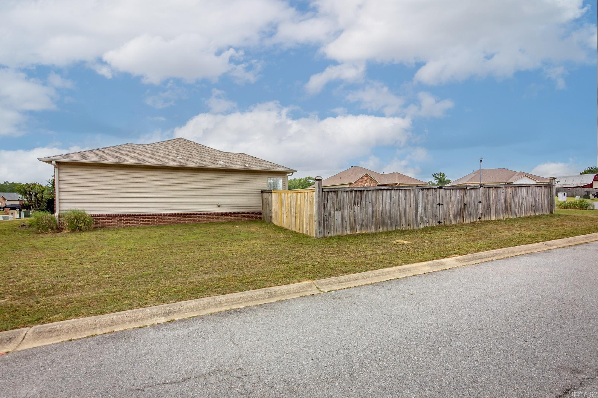 37 Mustang Drive Property Photo 34