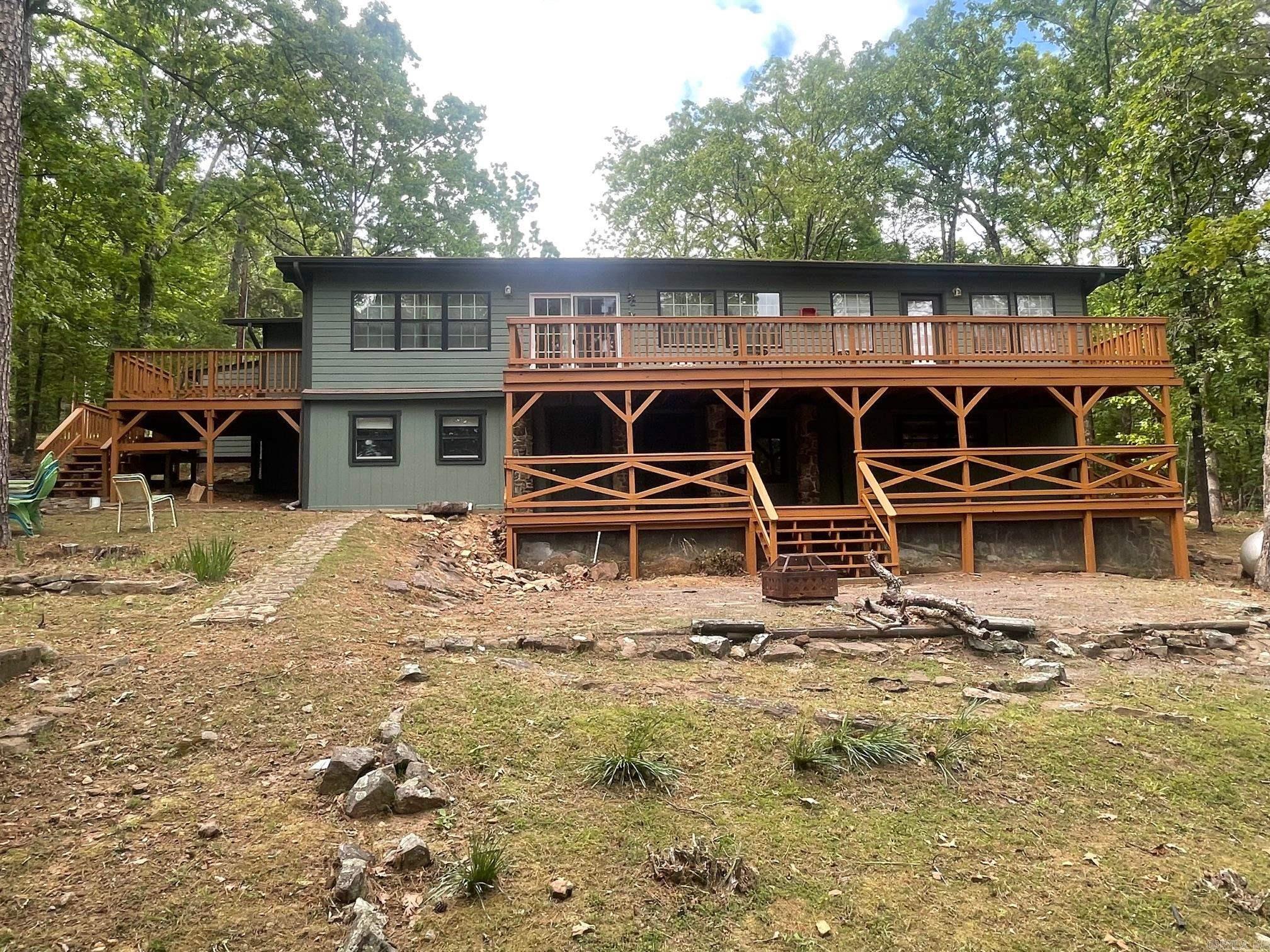 120 Cedar Valley Property Photo 4