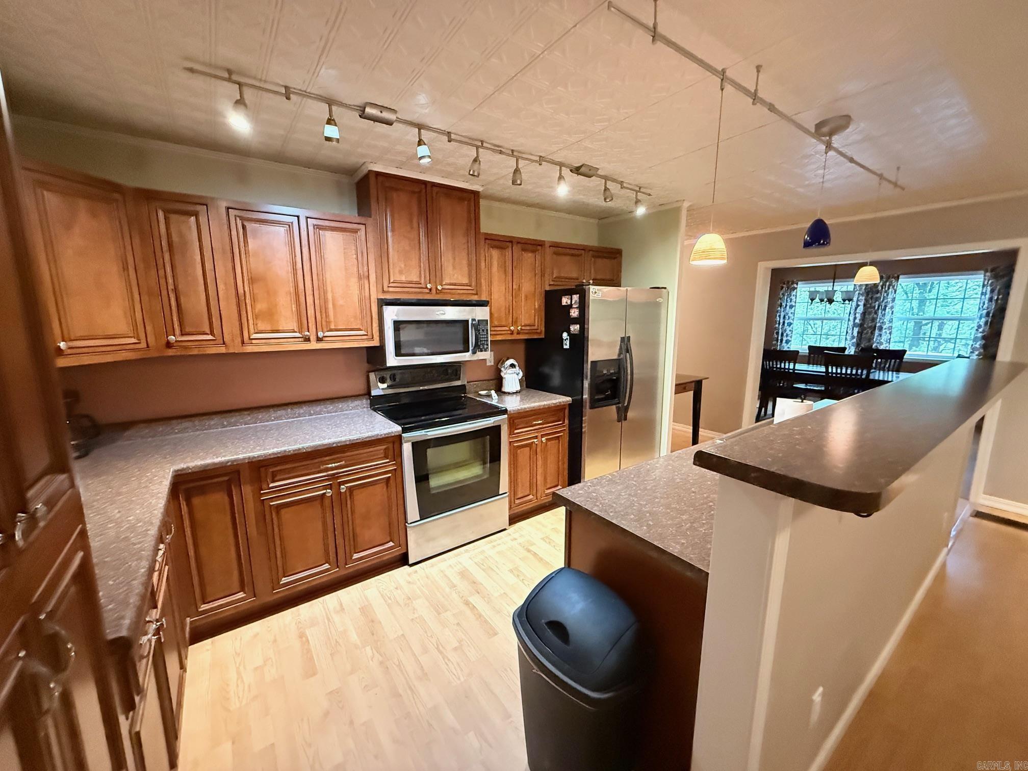 120 Cedar Valley Property Photo 8
