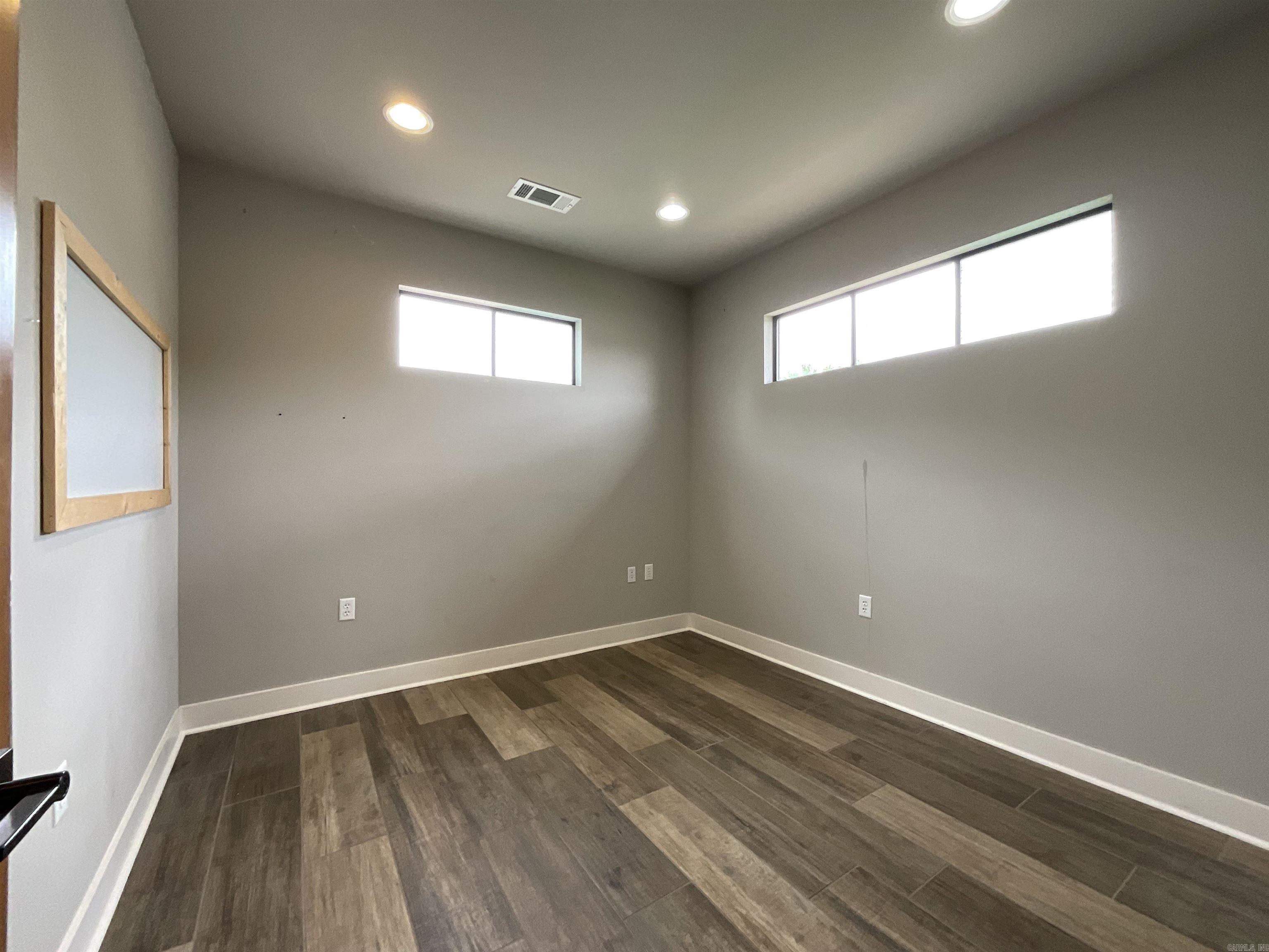 1009 S Redmond Road Property Photo 17
