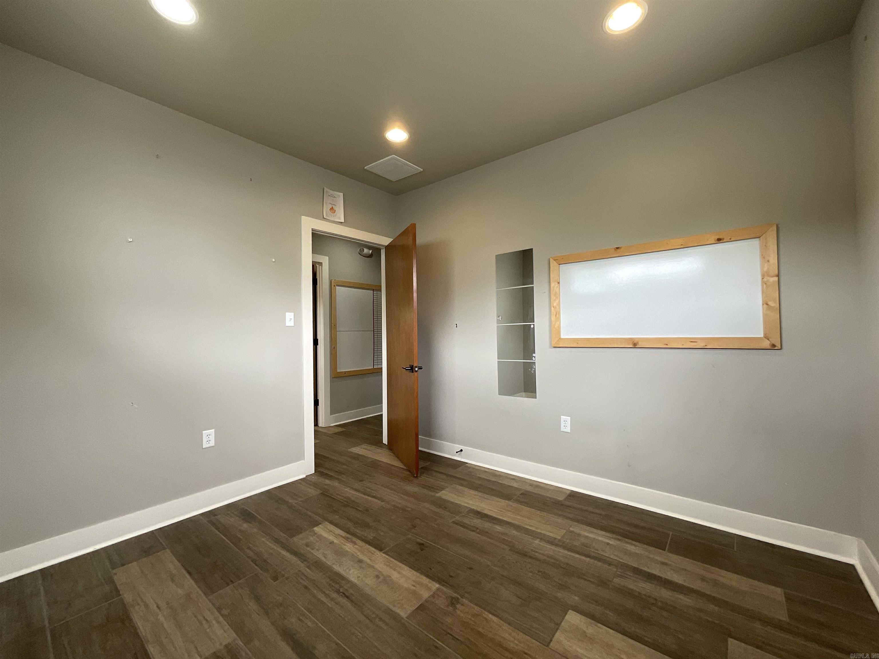 1009 S Redmond Road Property Photo 18