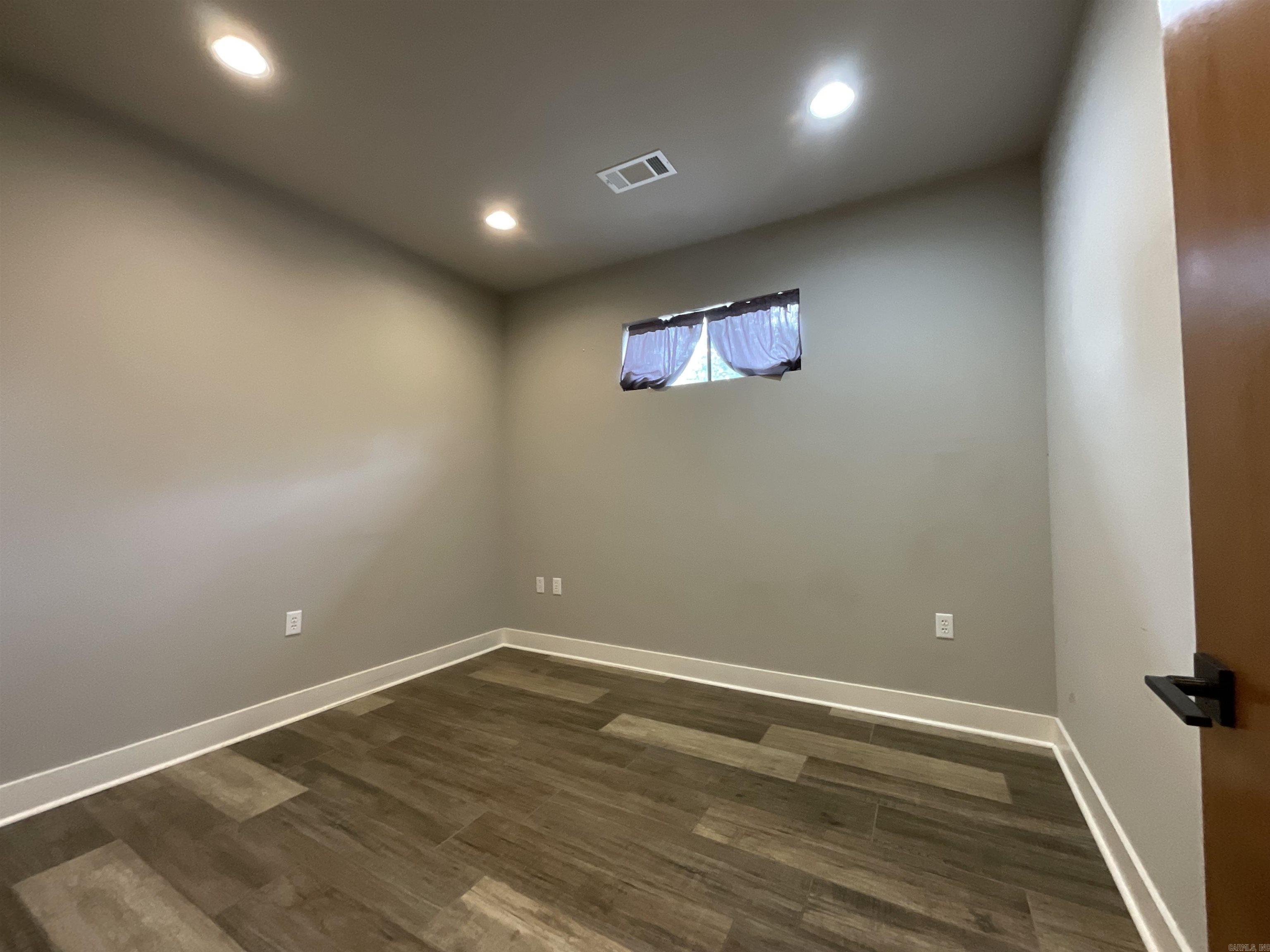 1009 S Redmond Road Property Photo 28