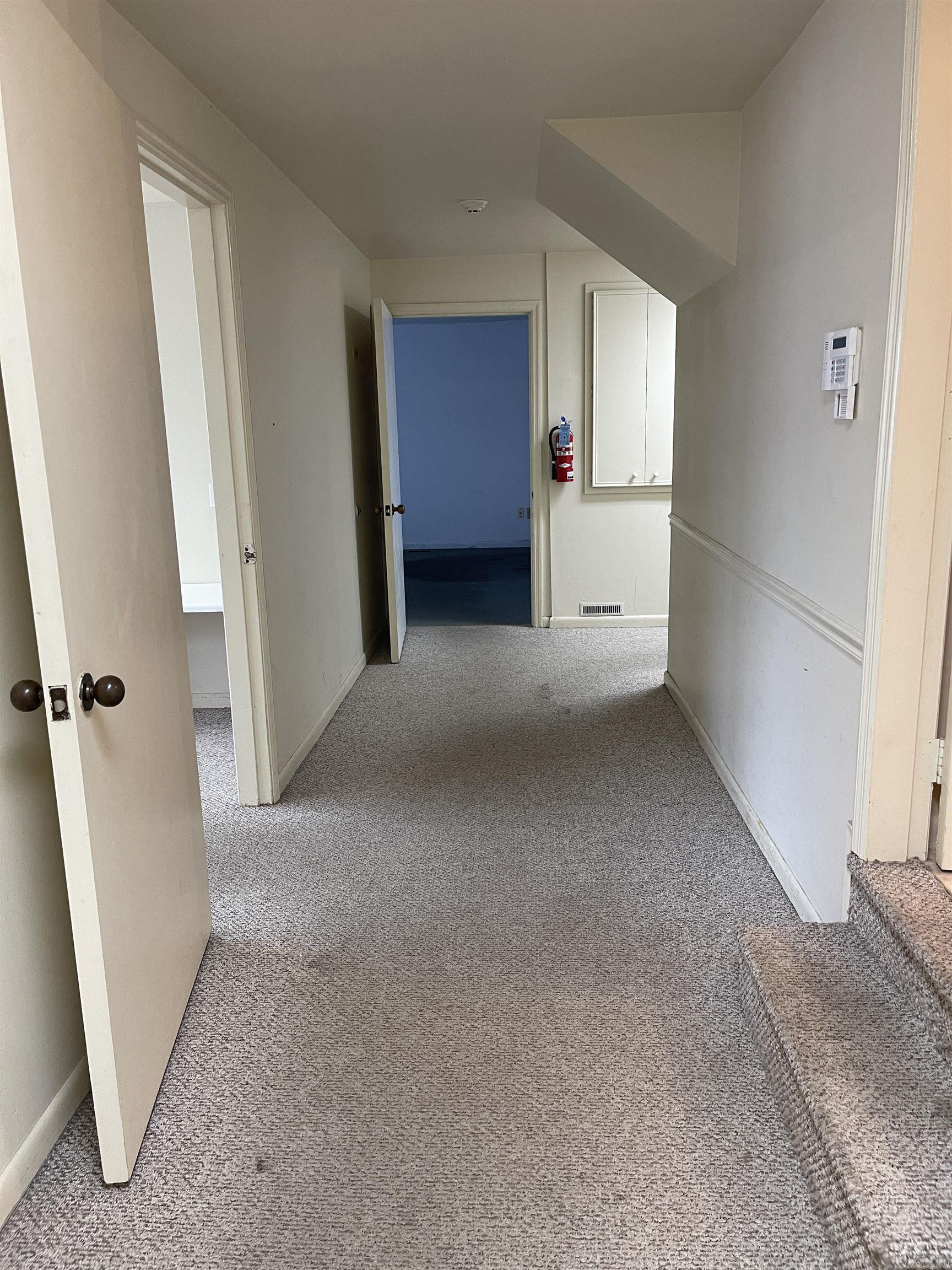 1529 S University Ave Property Photo 15