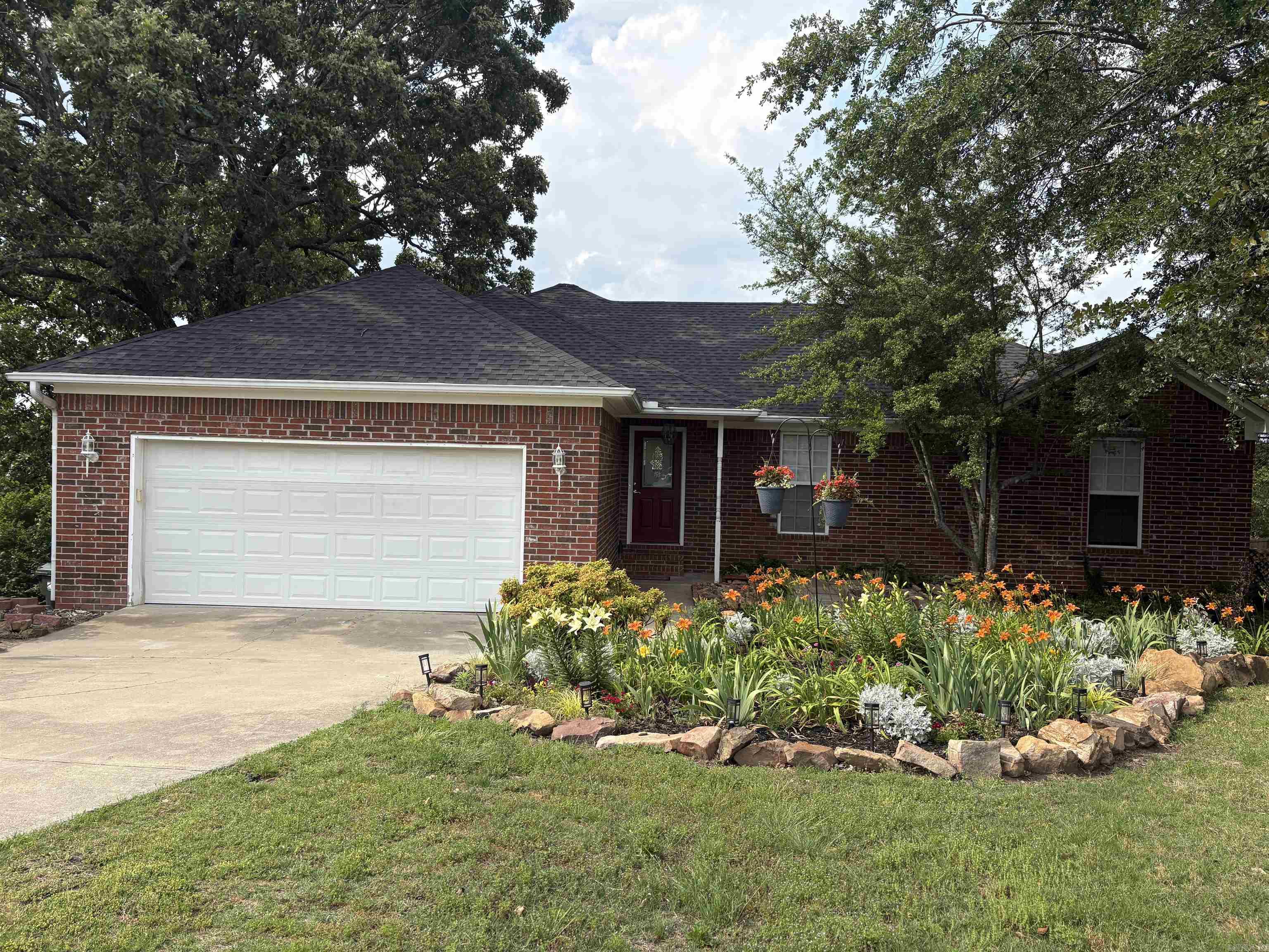 1660 Nighthawk Circle Property Photo 1