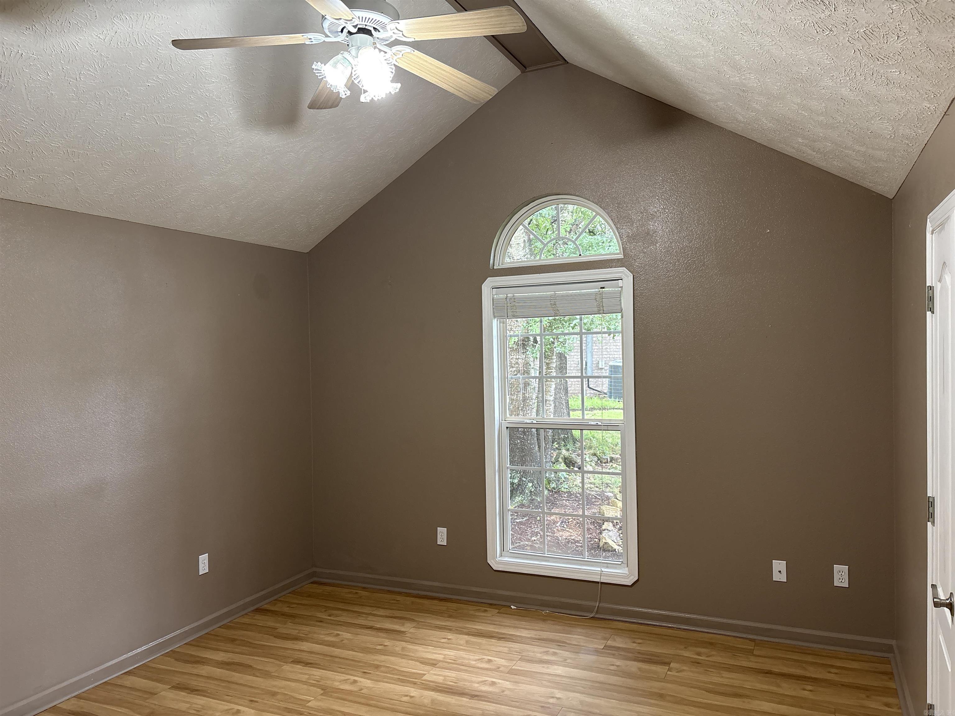 1660 Nighthawk Circle Property Photo 18