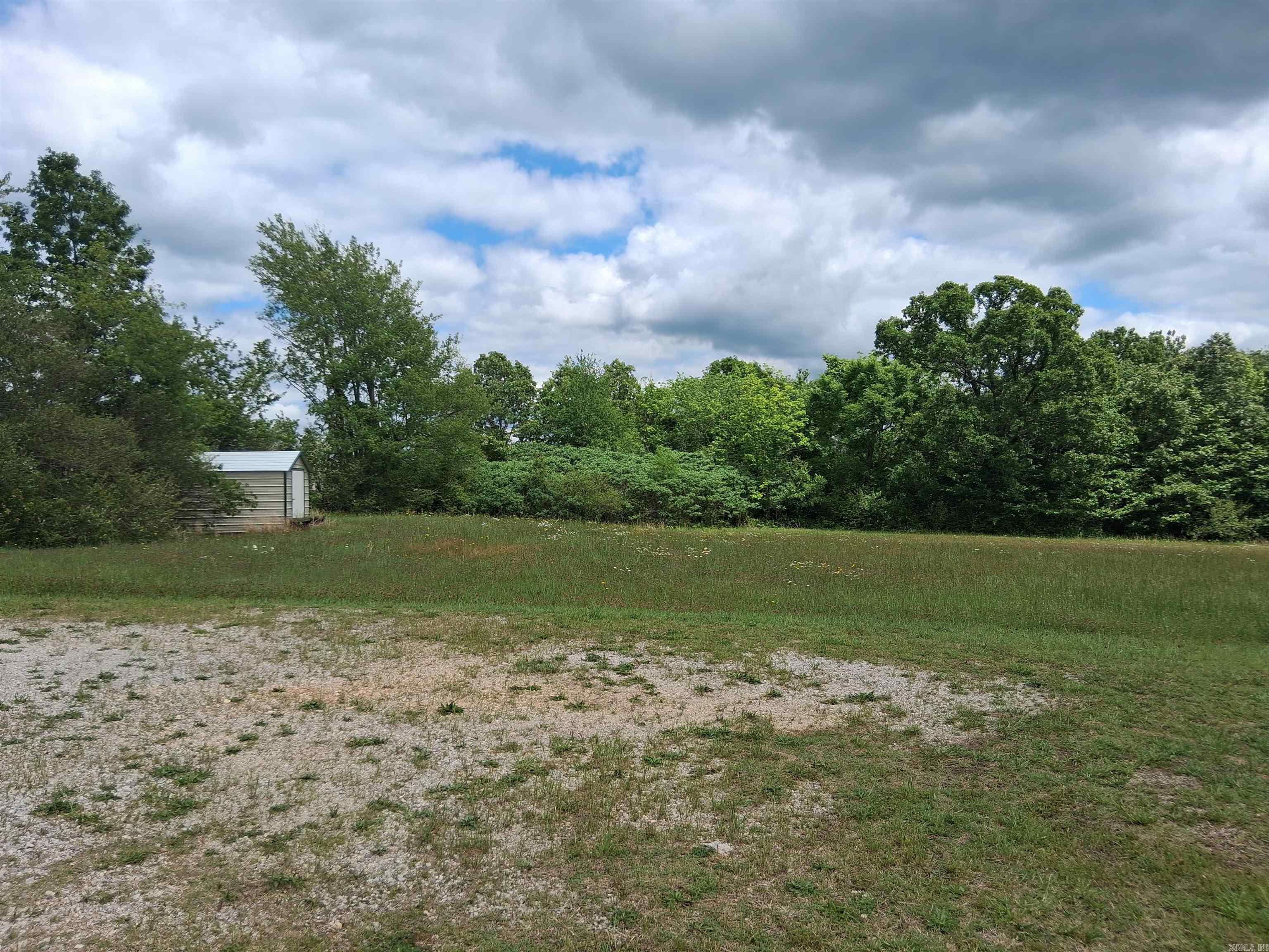 206 Meadow View Dr Property Photo 4