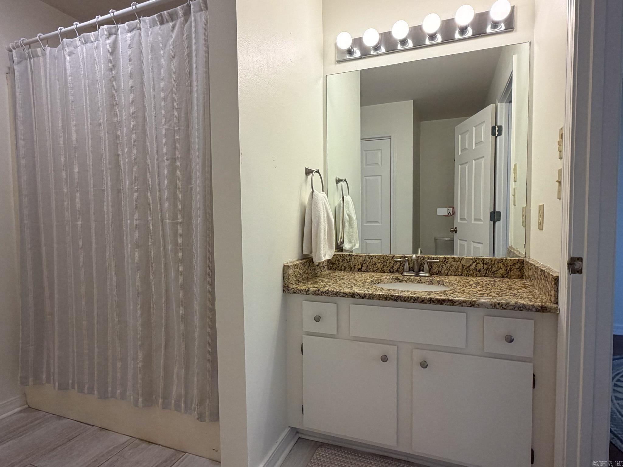 2619 Oak Meadow Place Property Photo 14