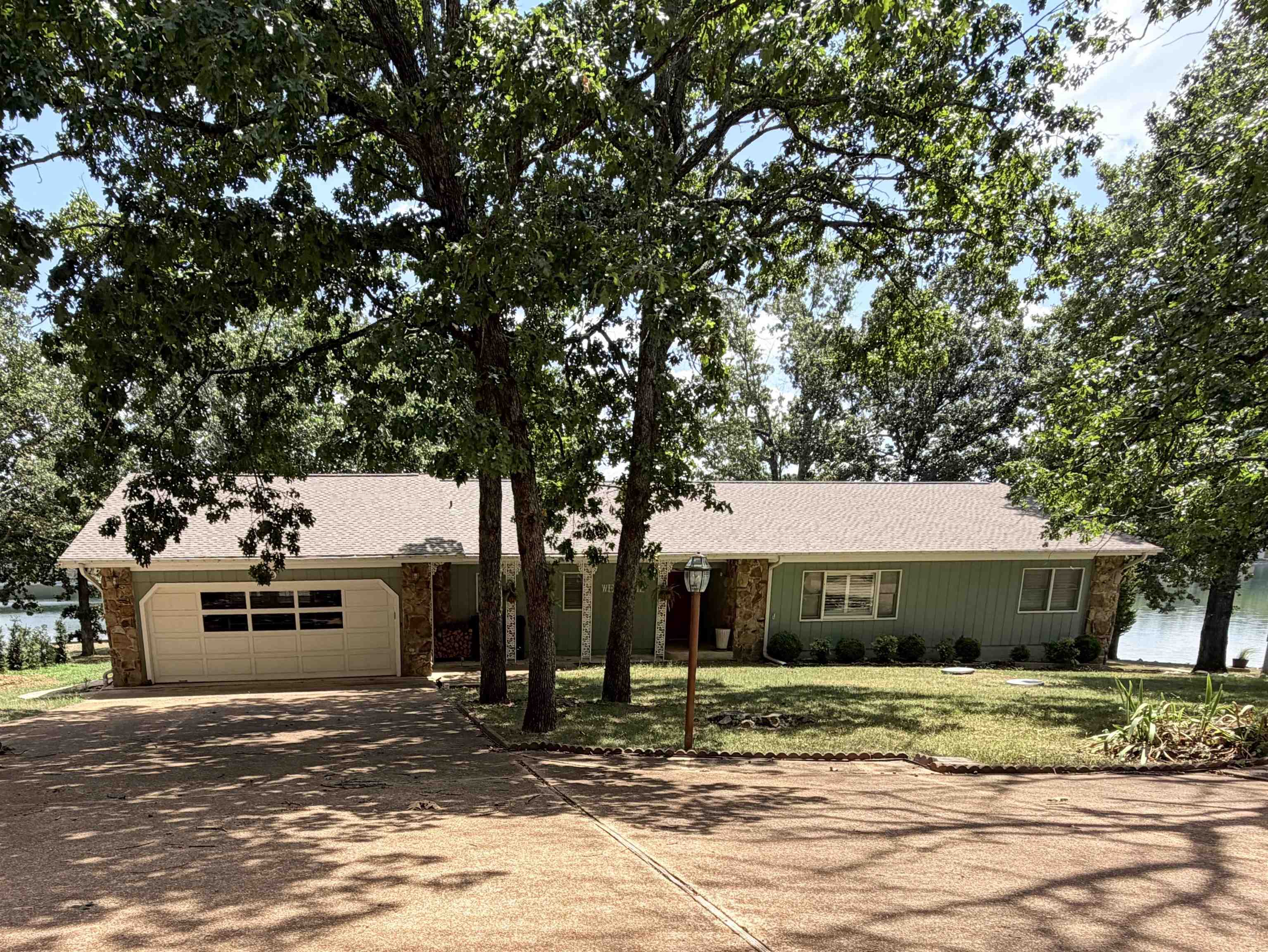 9 Keosauqua Drive Property Photo 2