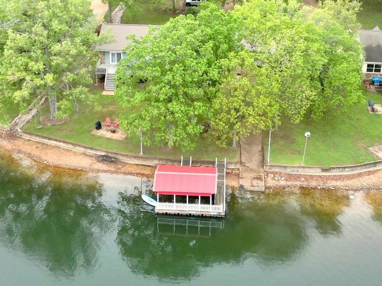 9 Keosauqua Drive Property Photo 7