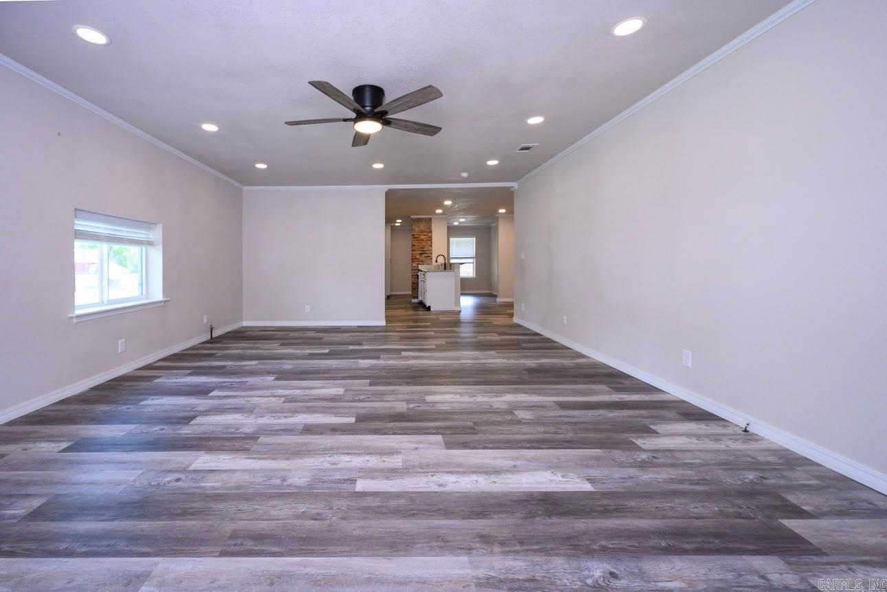 300 Reine Street Property Photo 27