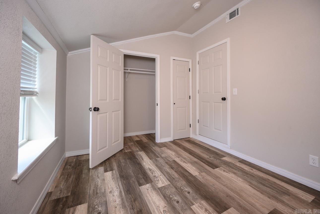 300 Reine Street Property Photo 42
