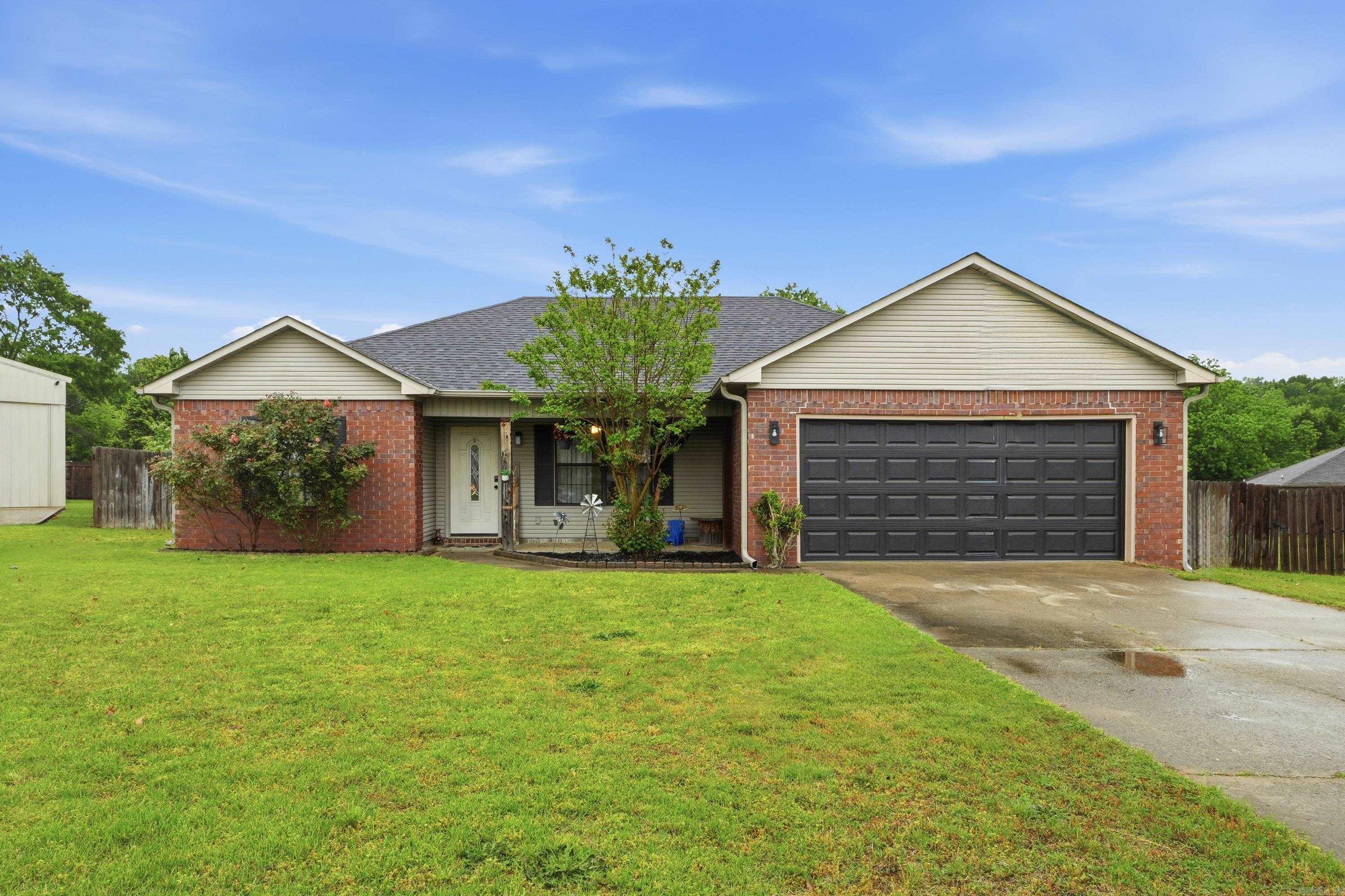 13 Jess Sims Drive Property Photo 1