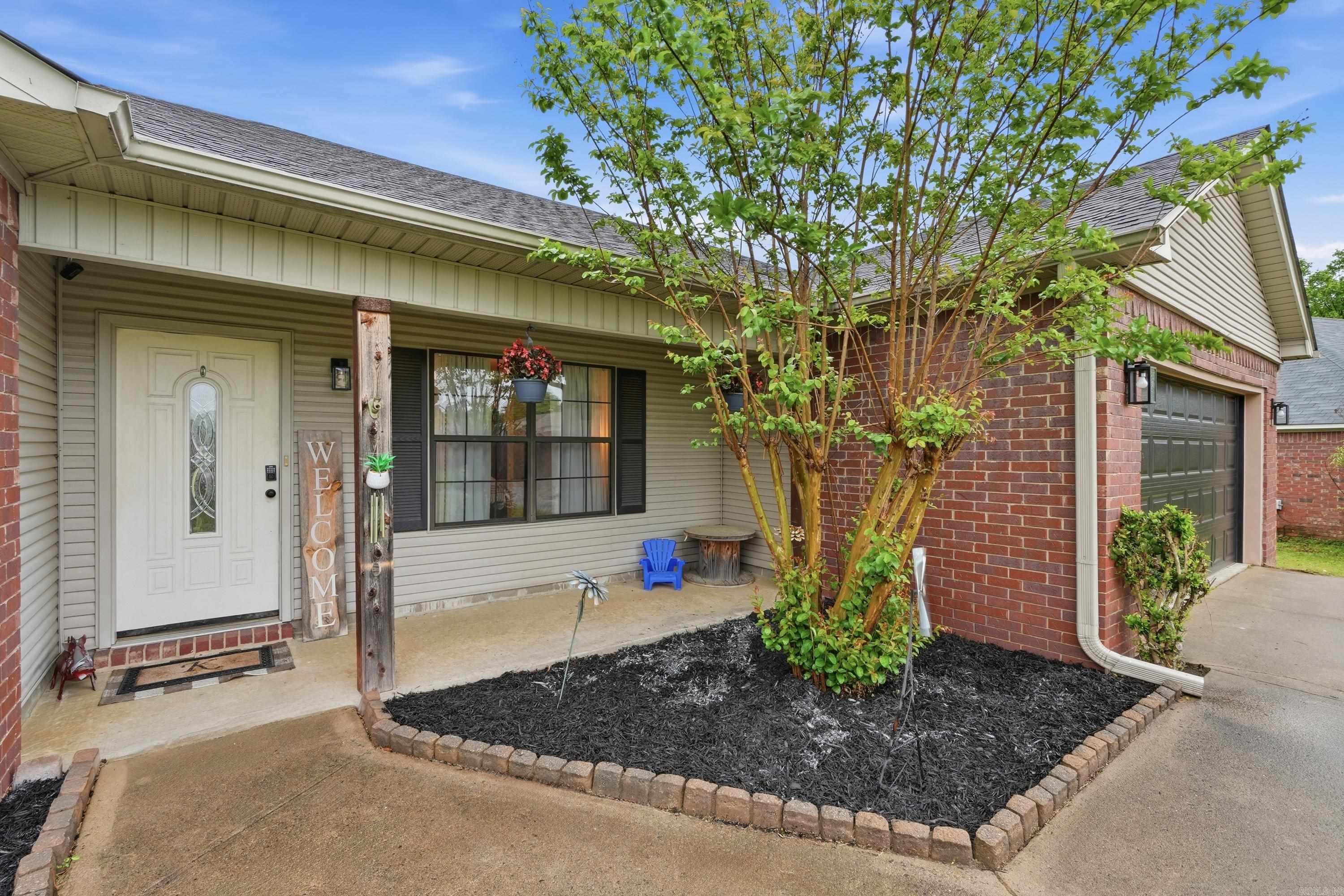 13 Jess Sims Drive Property Photo 4
