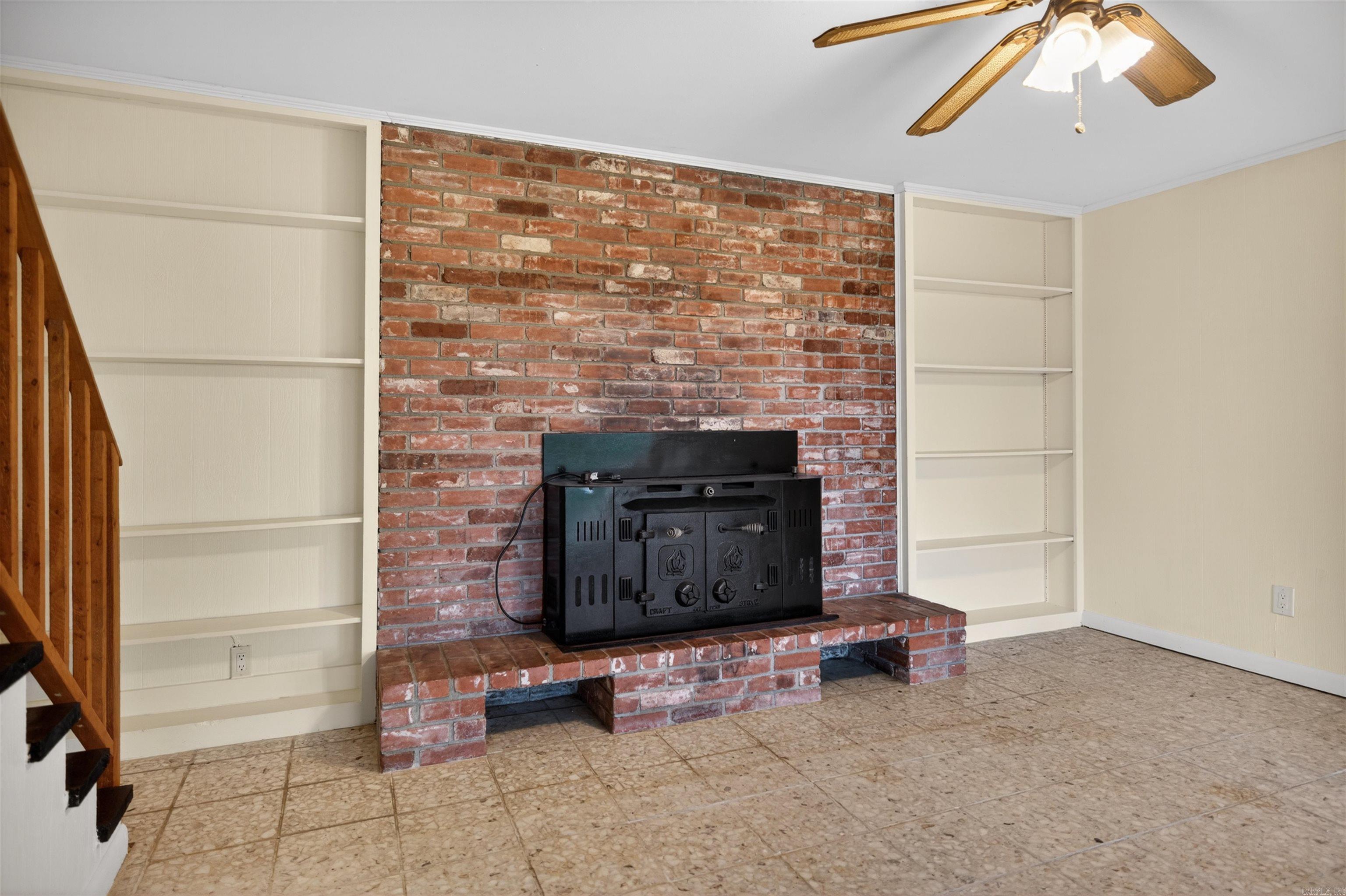 108 Catherine Crest Property Photo 25