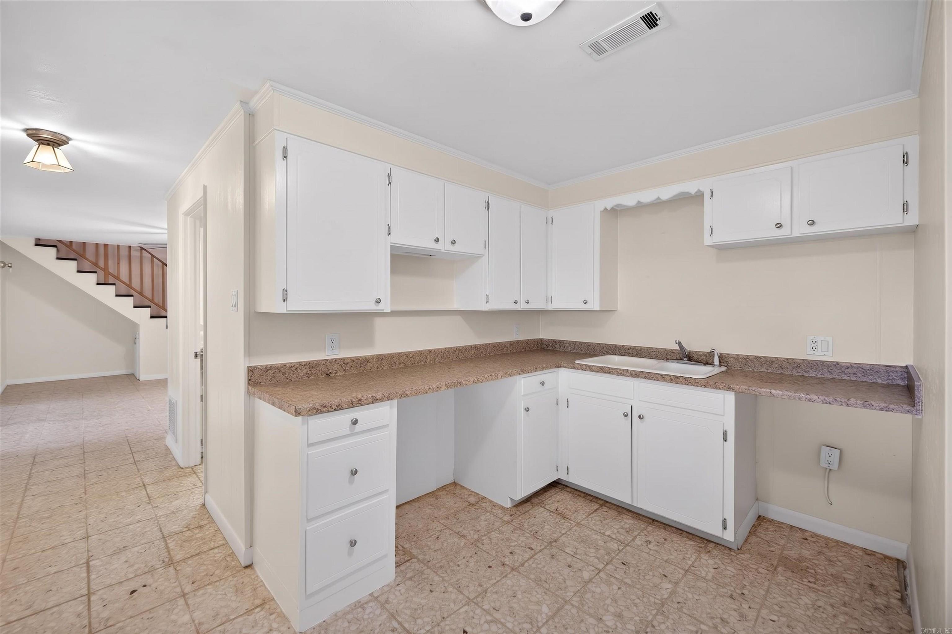 108 Catherine Crest Property Photo 29