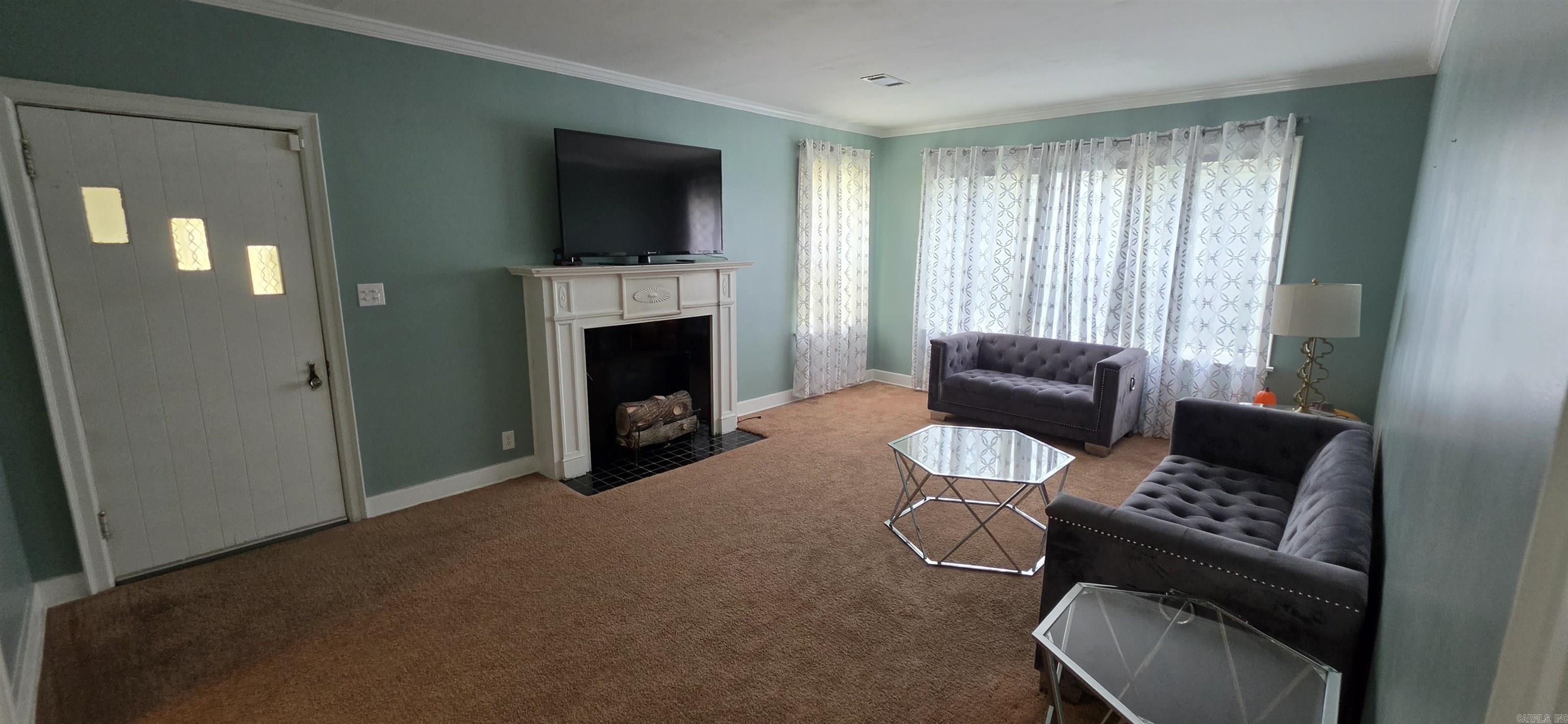 1818 S Olive Street Property Photo 13