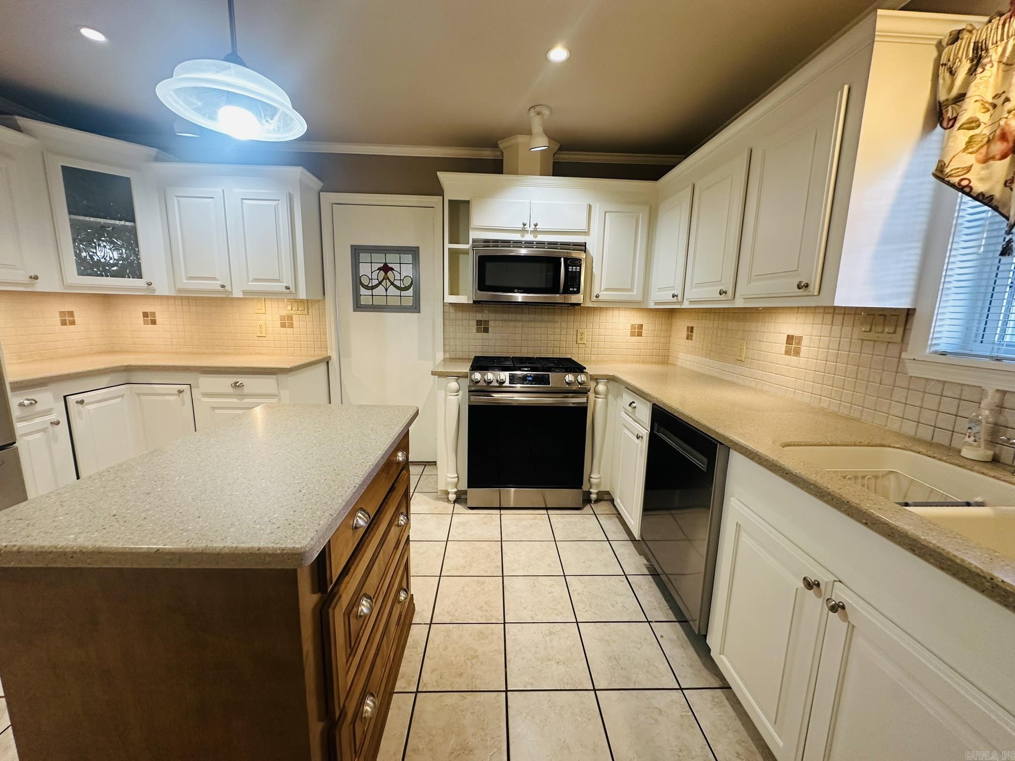 607 S Cherry St Property Photo 14