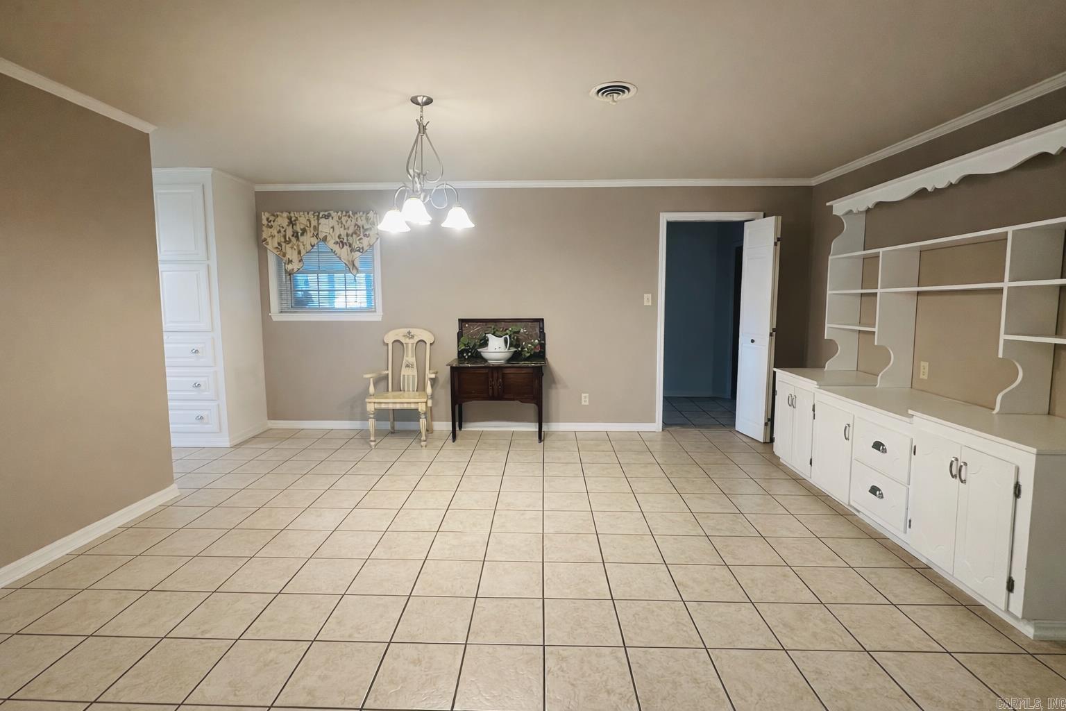 607 S Cherry St Property Photo 22