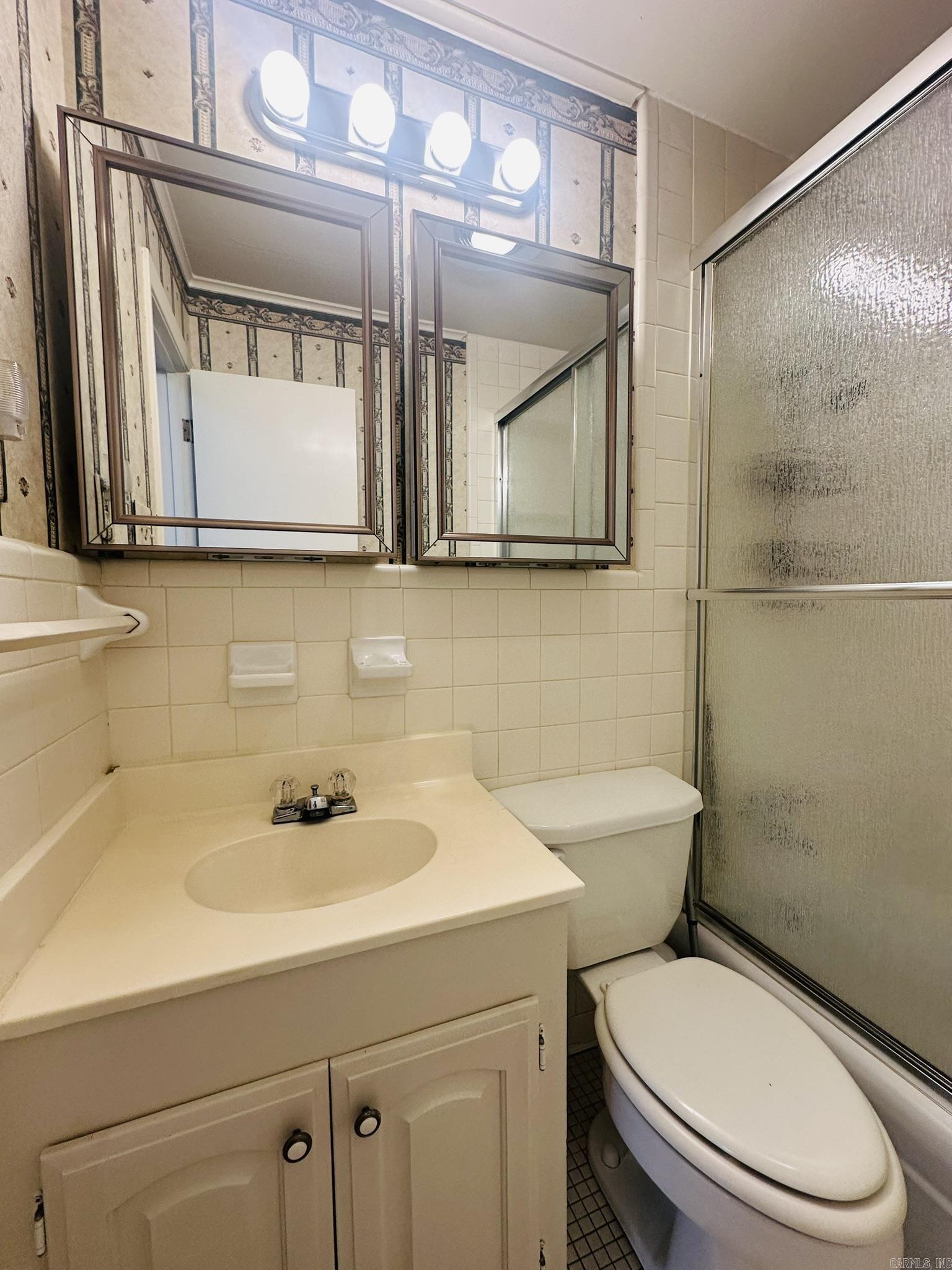 607 S Cherry St Property Photo 34