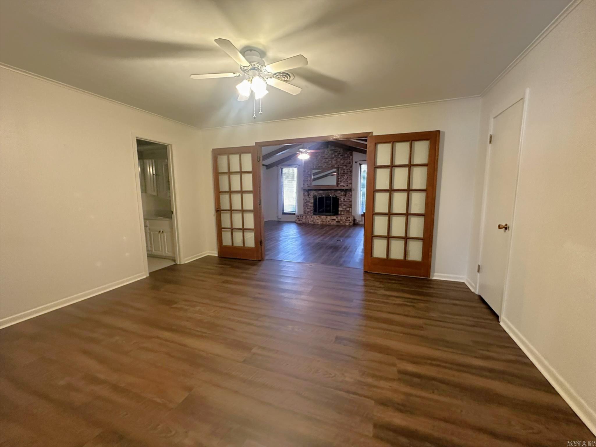 607 S Cherry St Property Photo 37